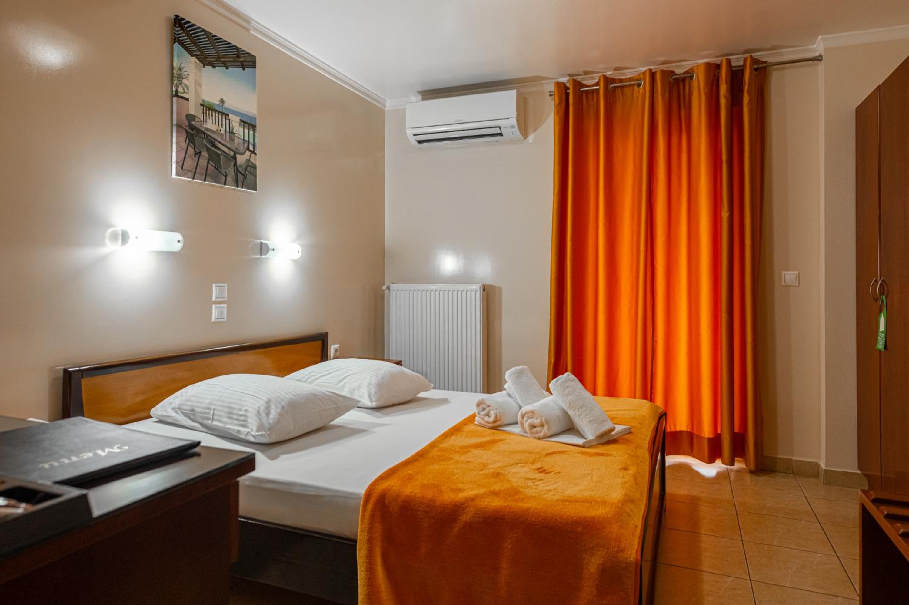 Economy Double or Twin Room - Photo 12