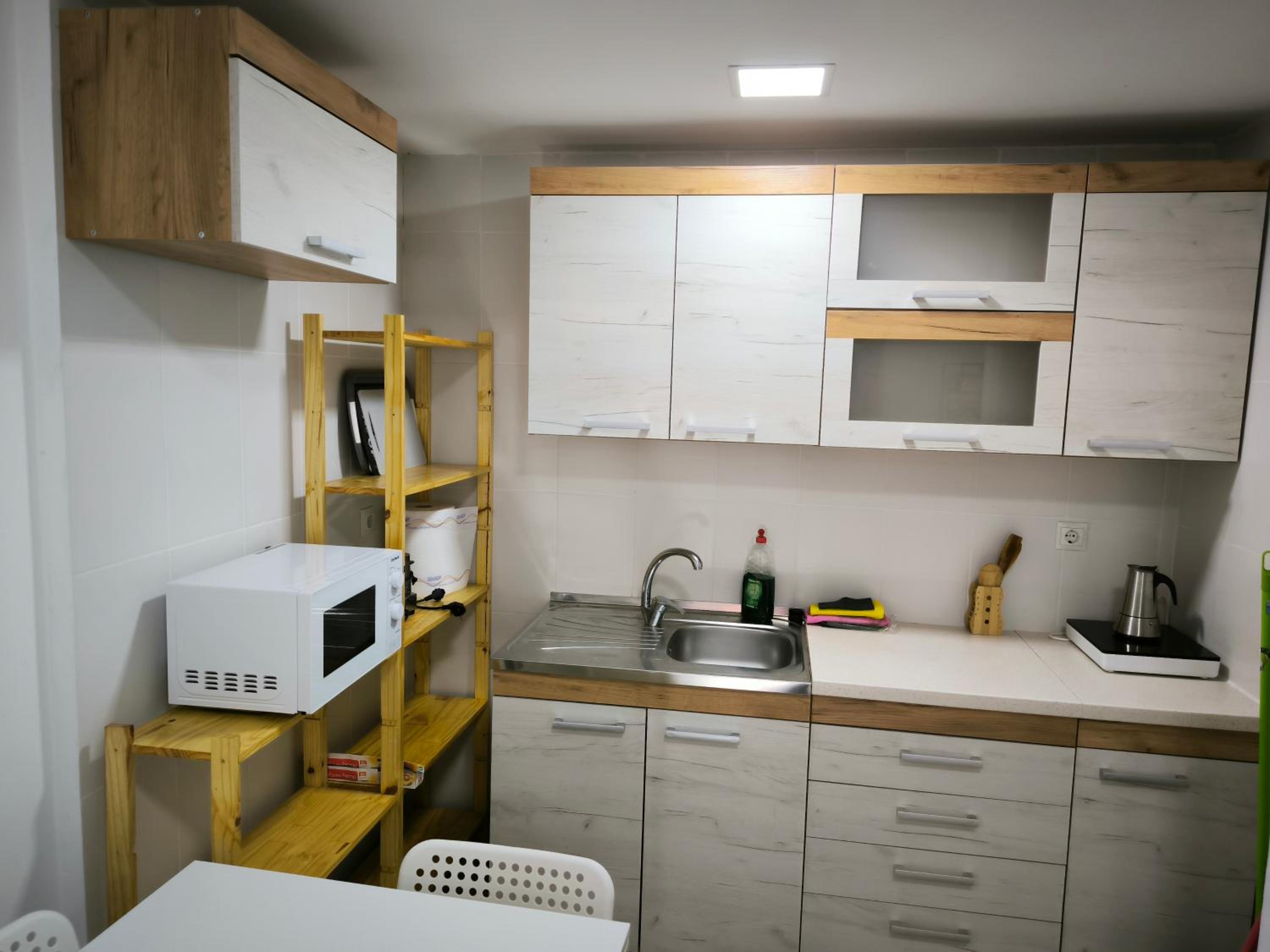 One-Bedroom Apartment photo 3