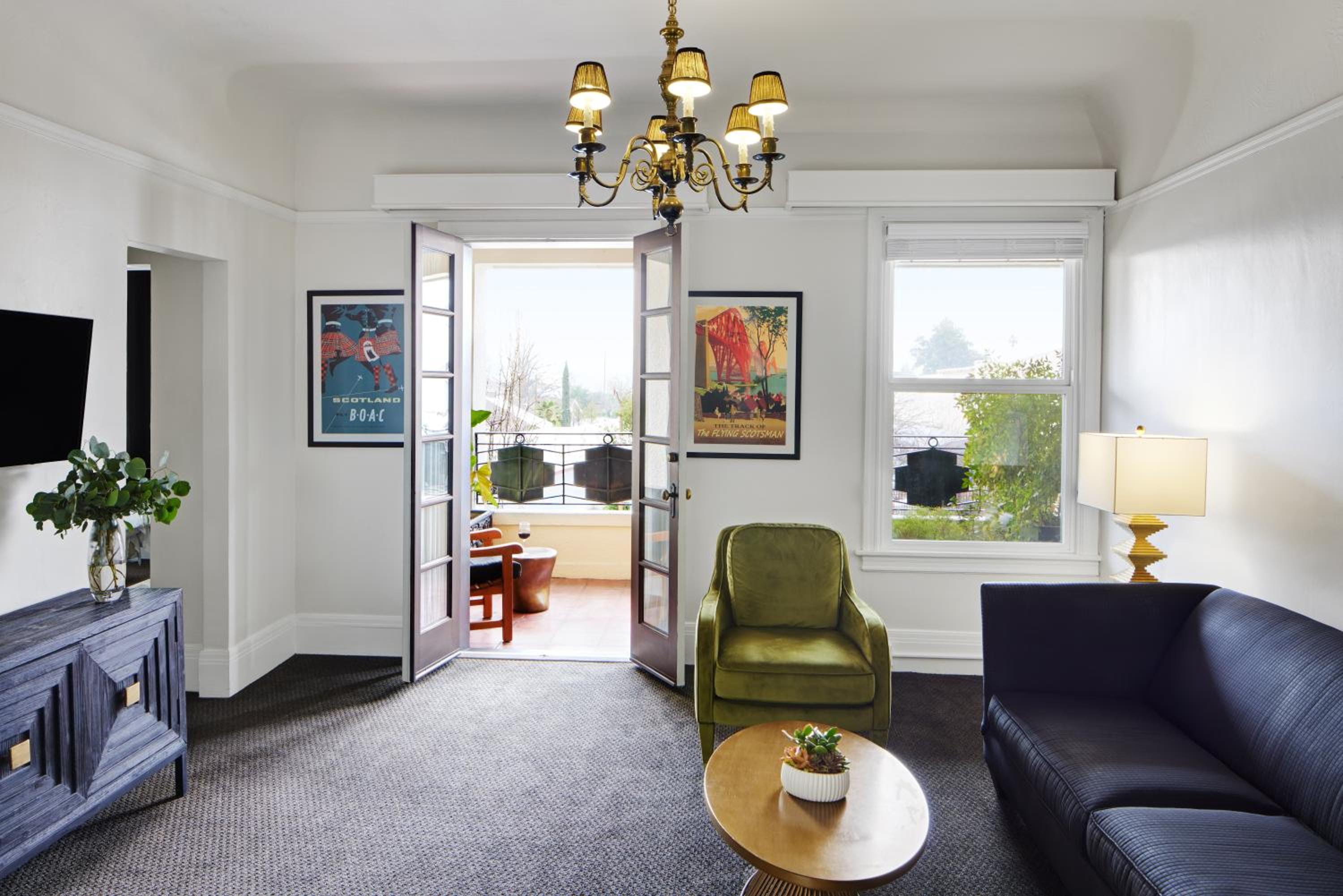 Suite with Balcony - Photo 1