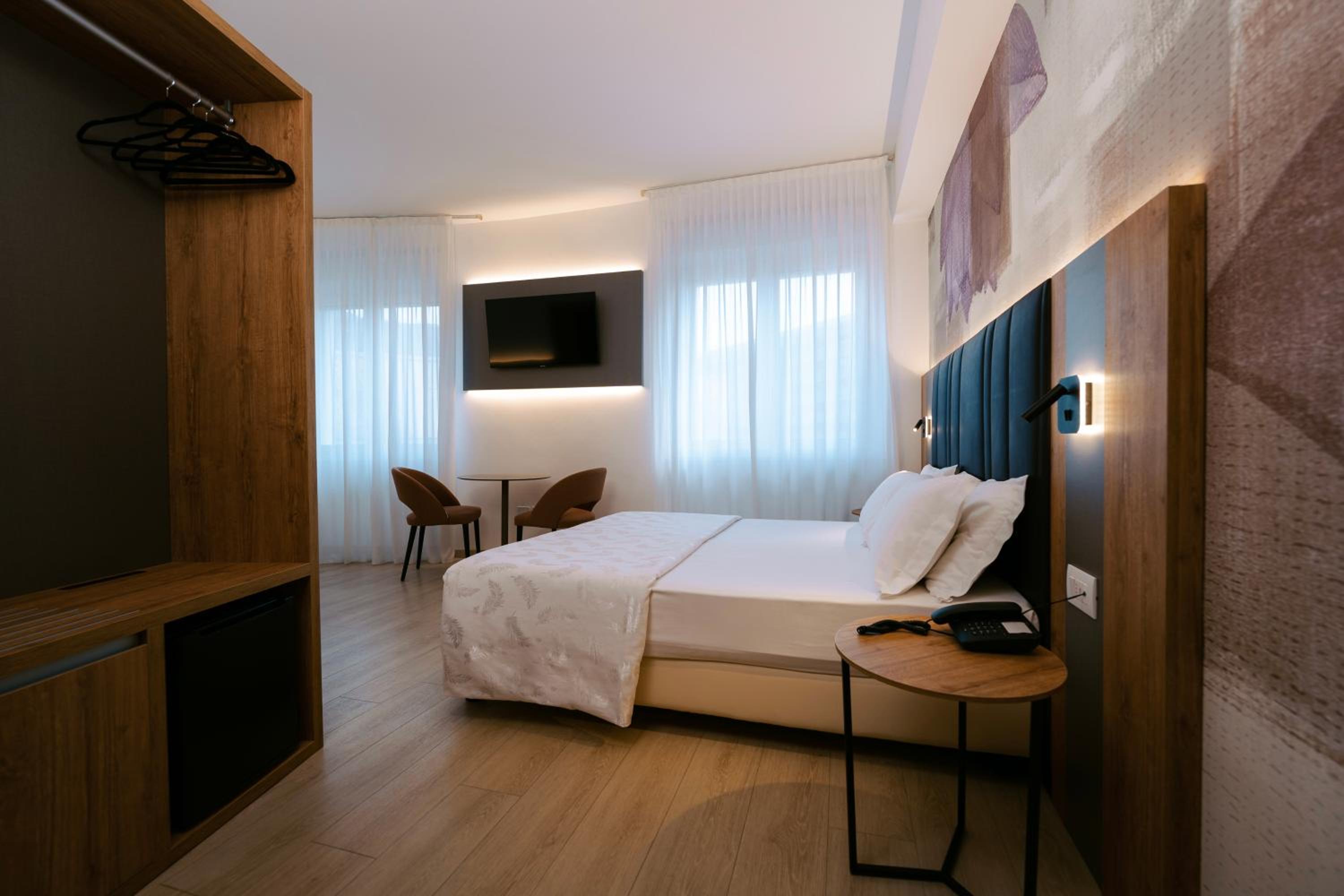 Superior Triple Room - Photo 12