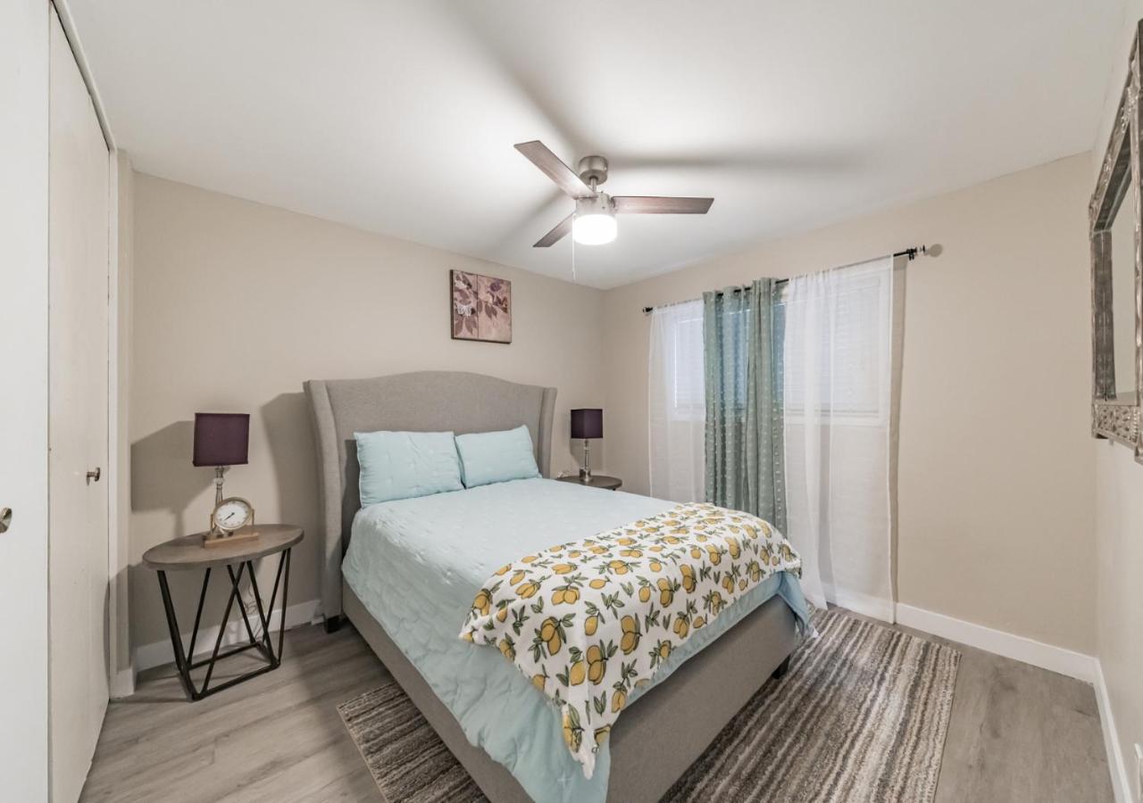 Three-Bedroom House photo 1