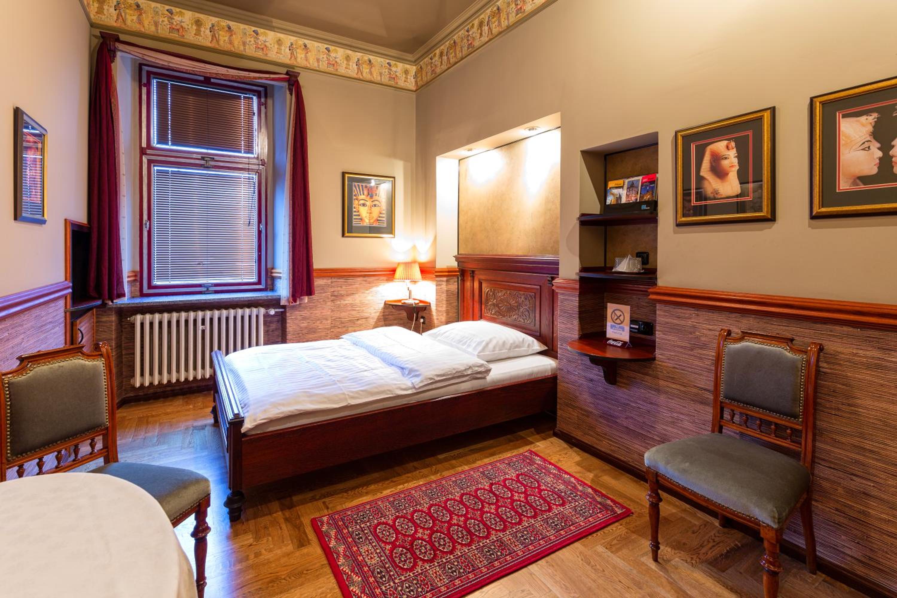 Single Room photo 1