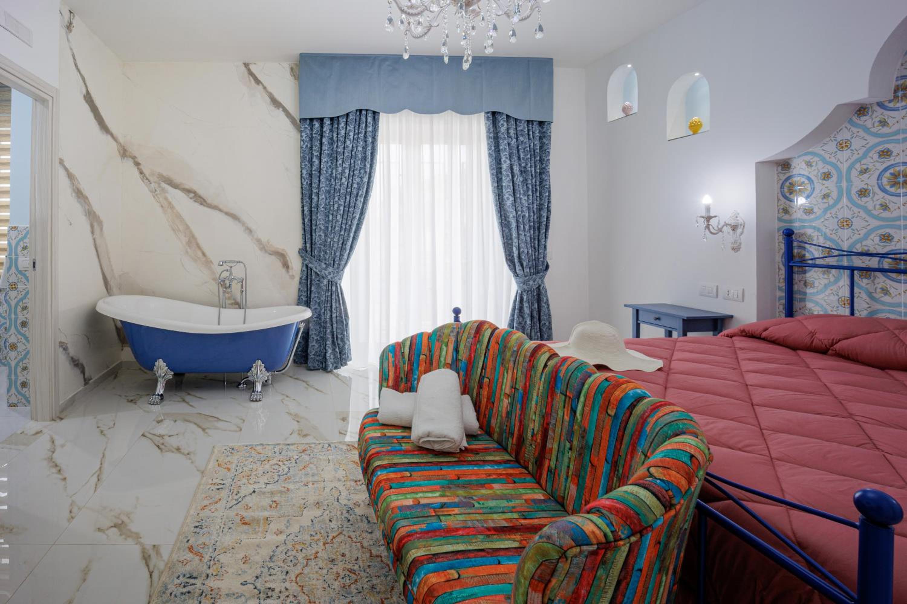Deluxe Double Room with Bath