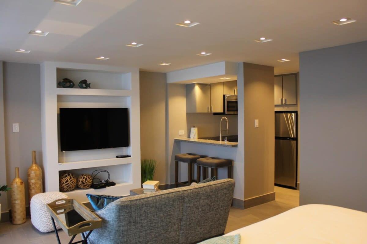 Apartment photo 2