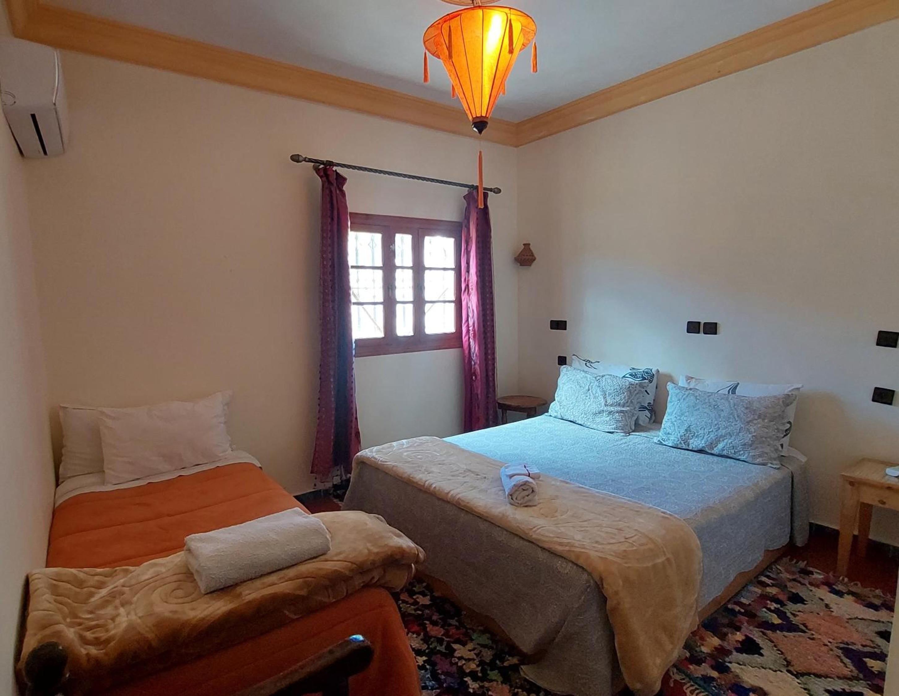 Budget Double Room - Photo 5