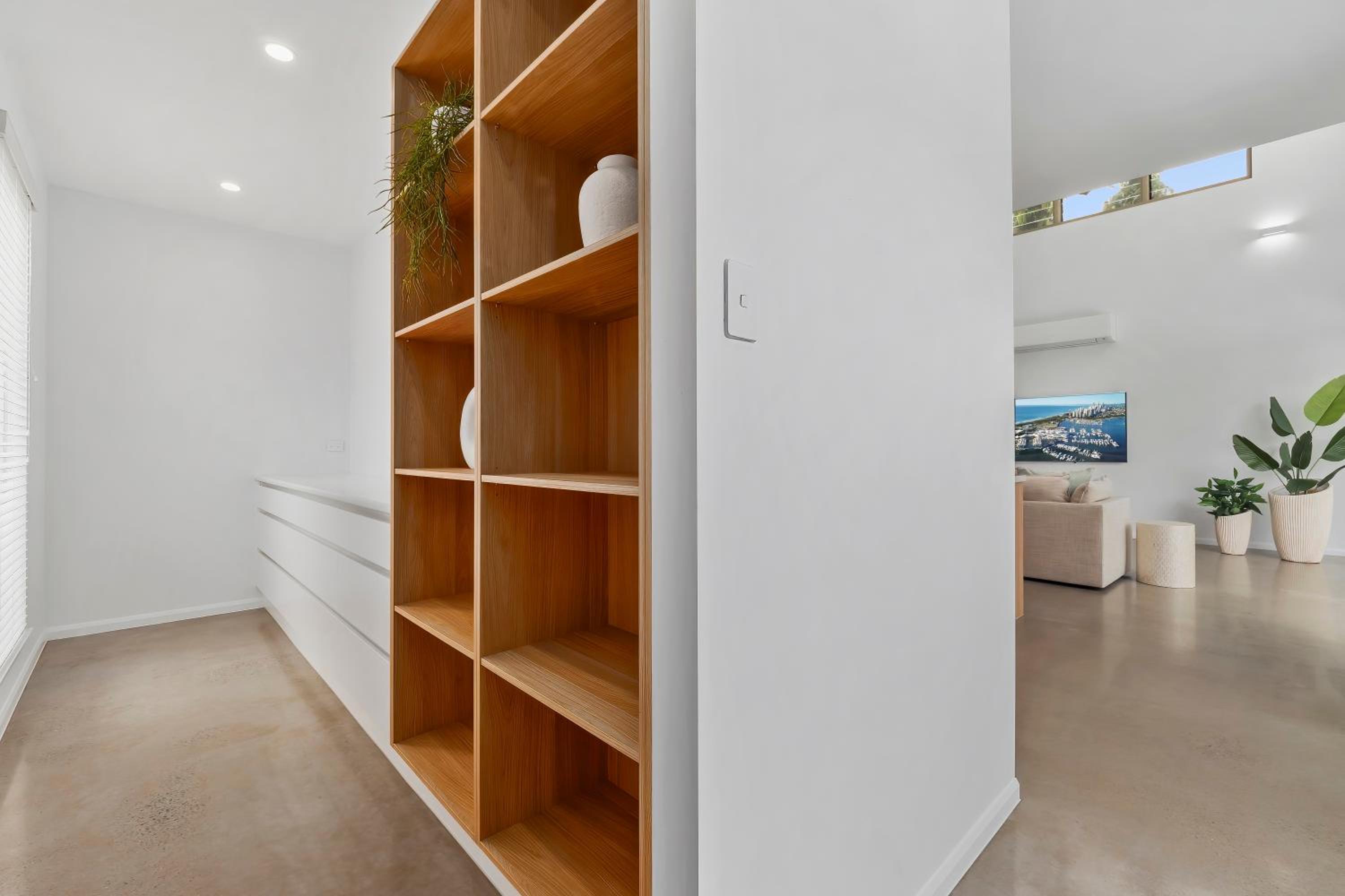Three-Bedroom House photo 2