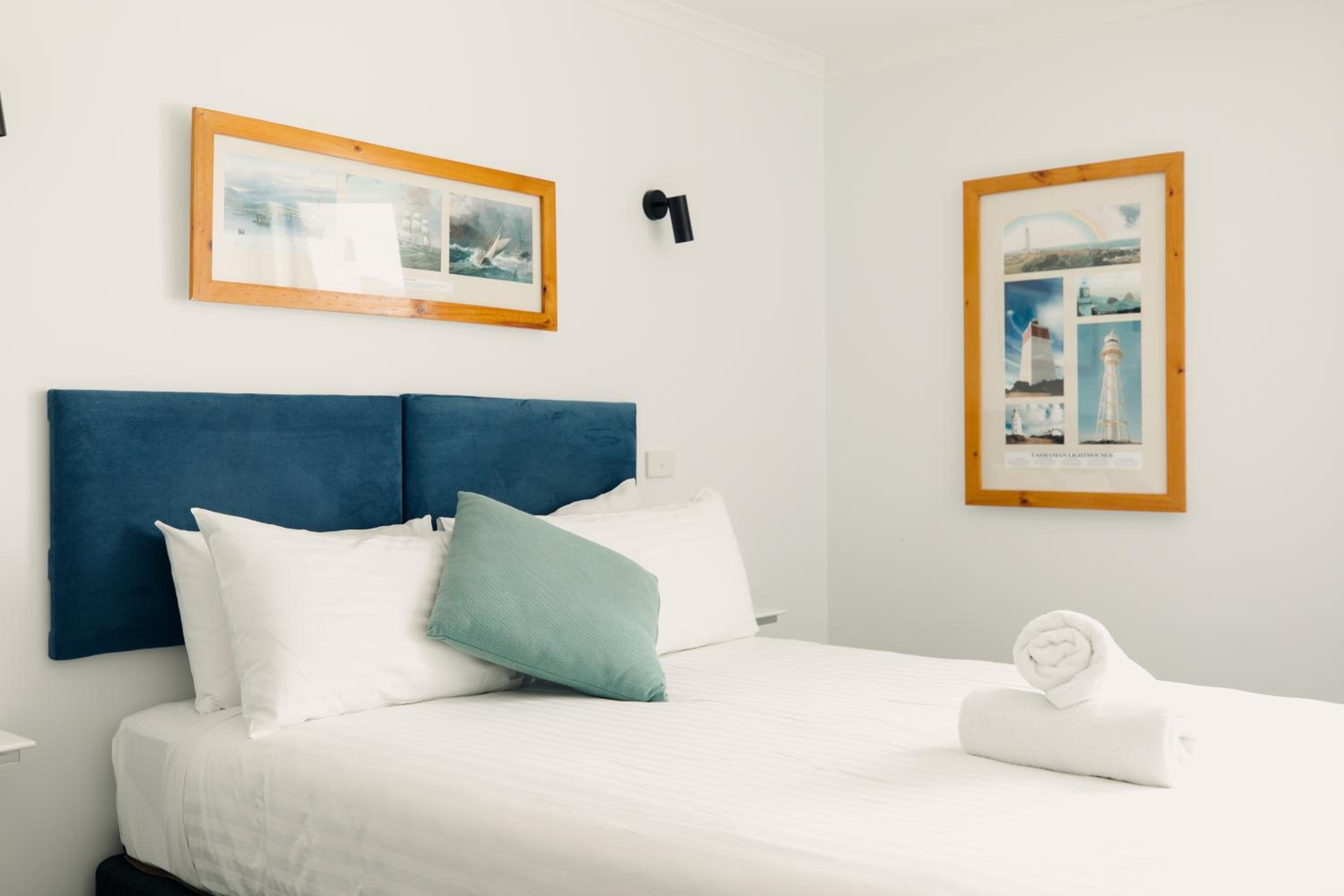 Queen Room photo 3