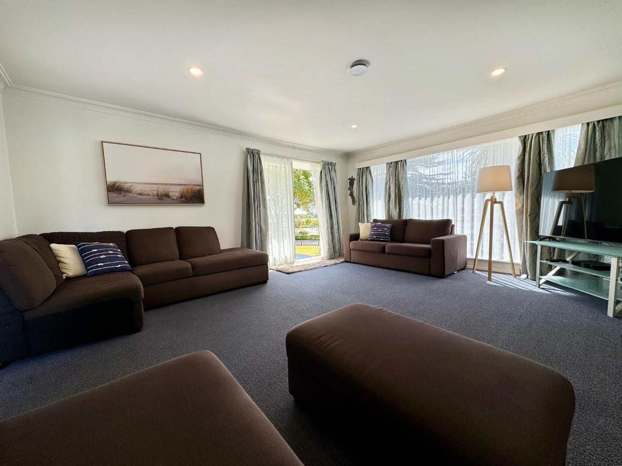 Villa photo 3