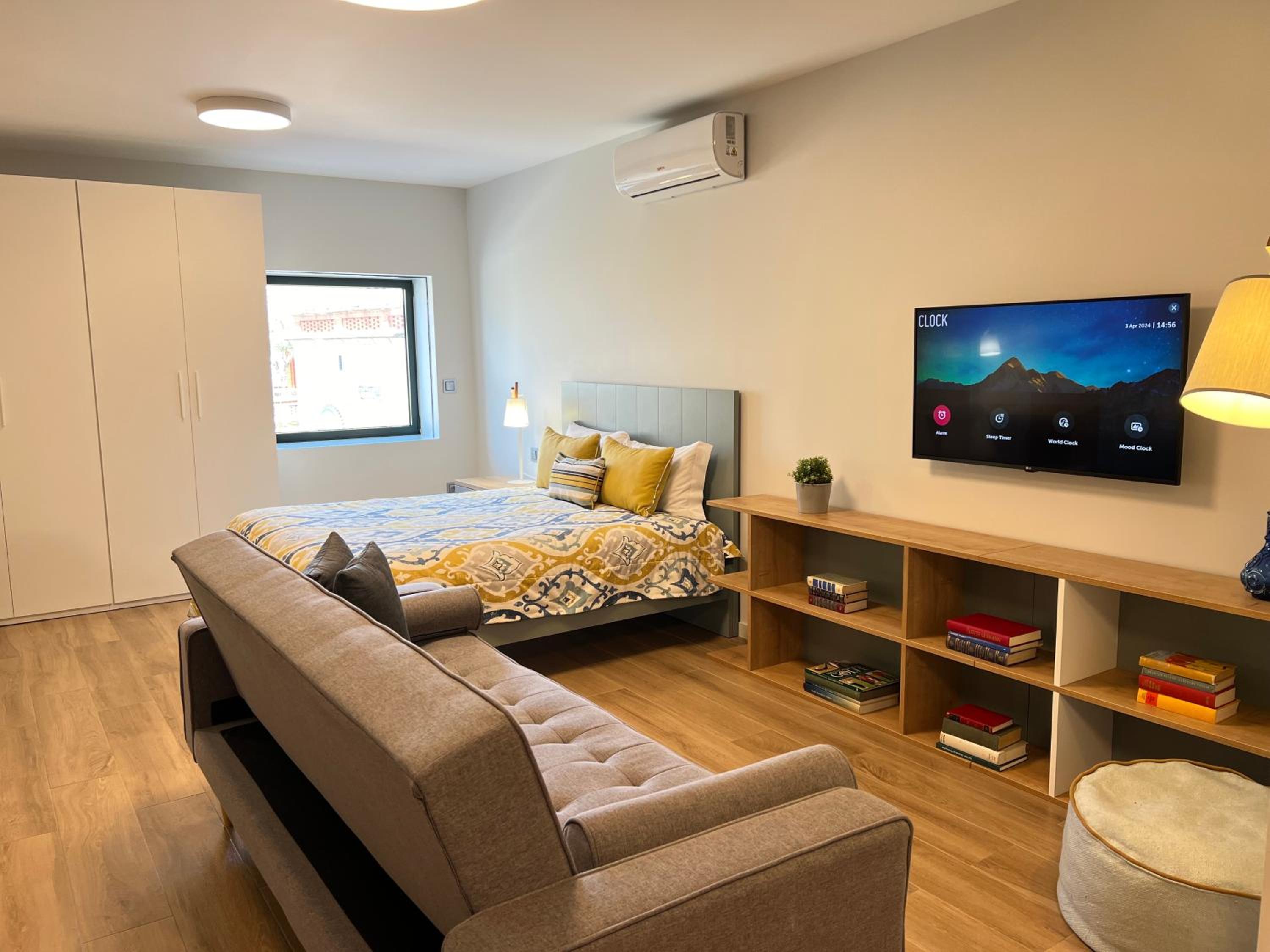 Superior Apartment