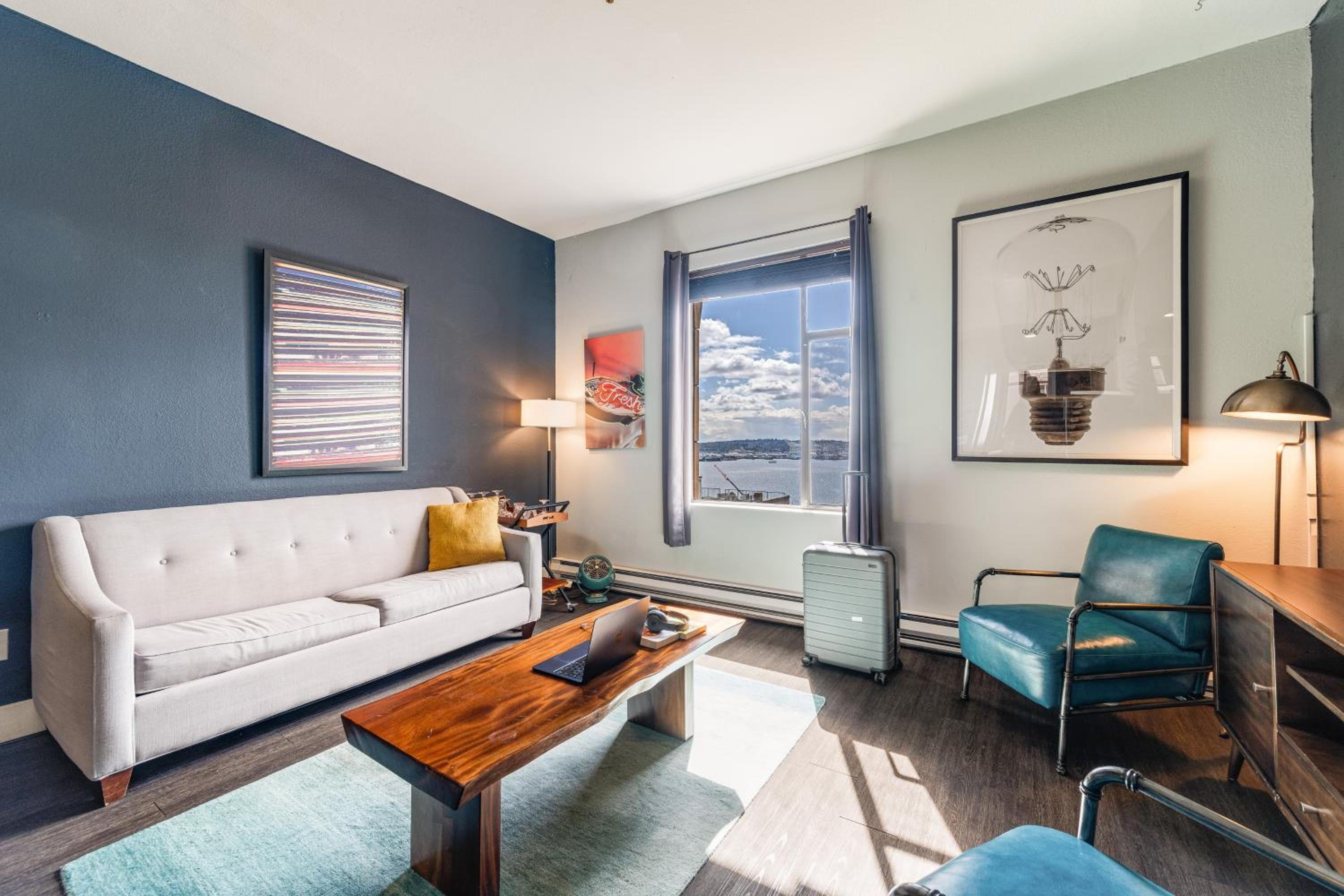 Apartment with Sea View photo 1