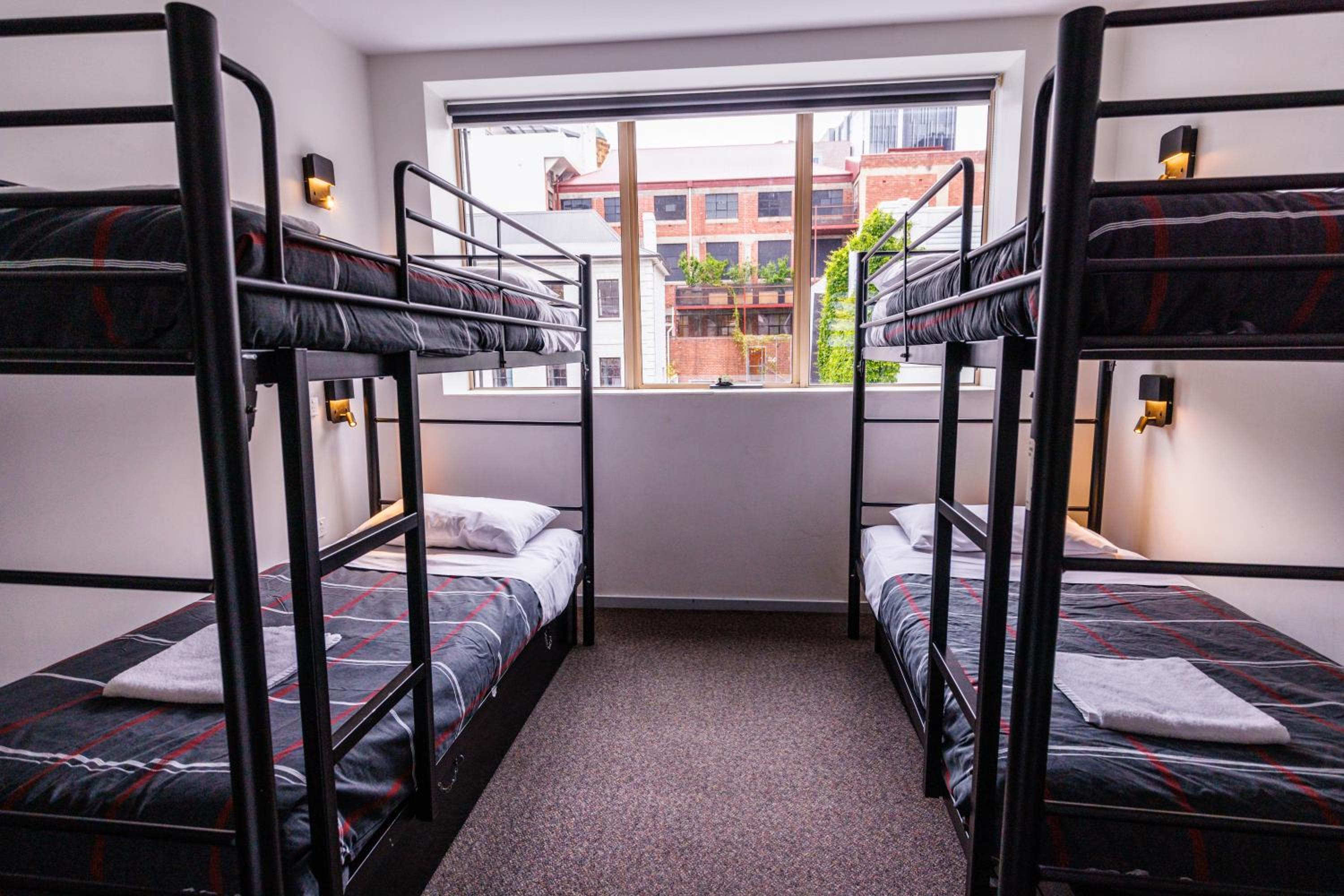 Bed in 4-Bed Female Dormitory Room photo 2