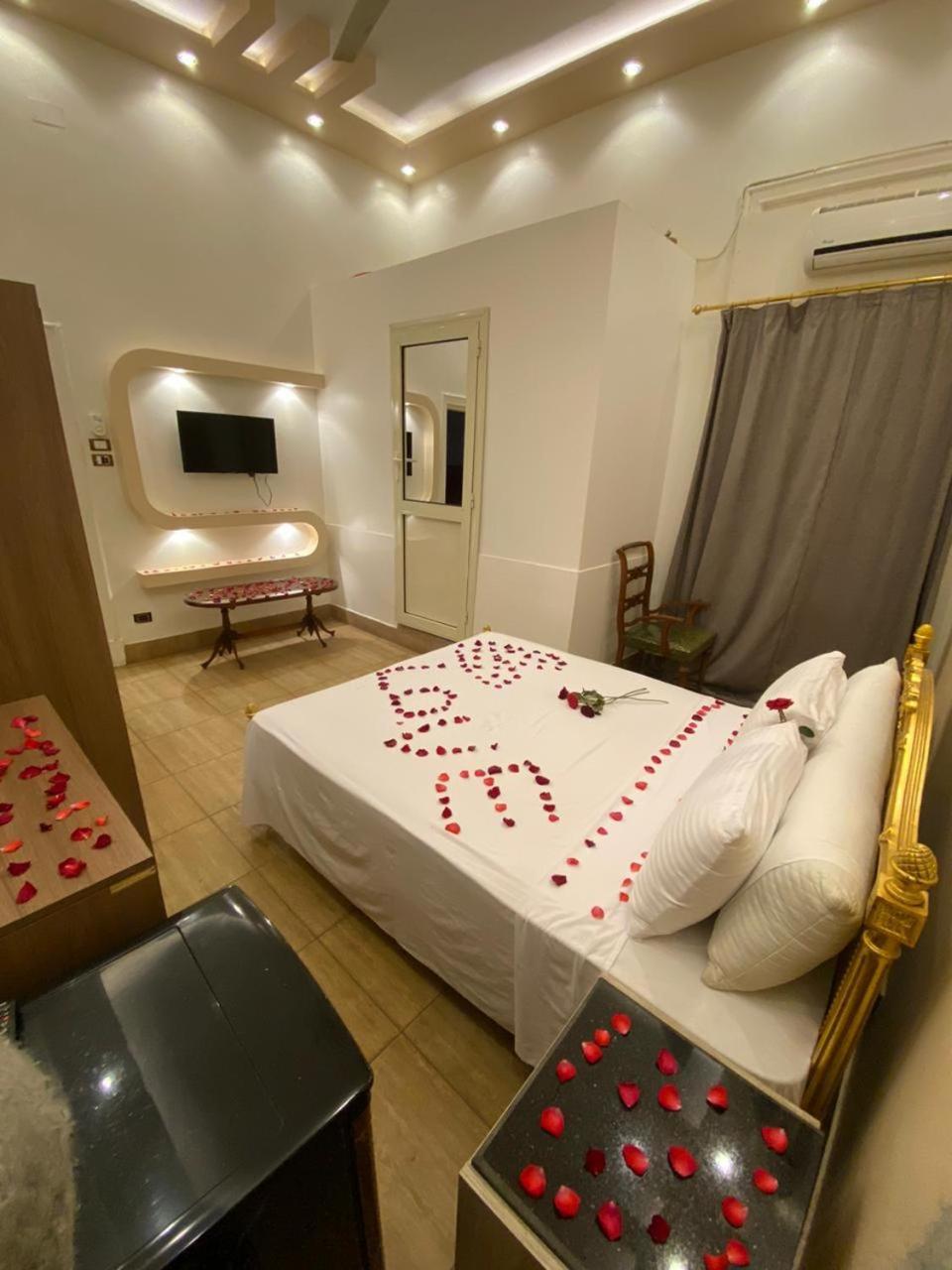 Camera Matrimoniale/Doppia con Letti Singoli con Bagno Privato