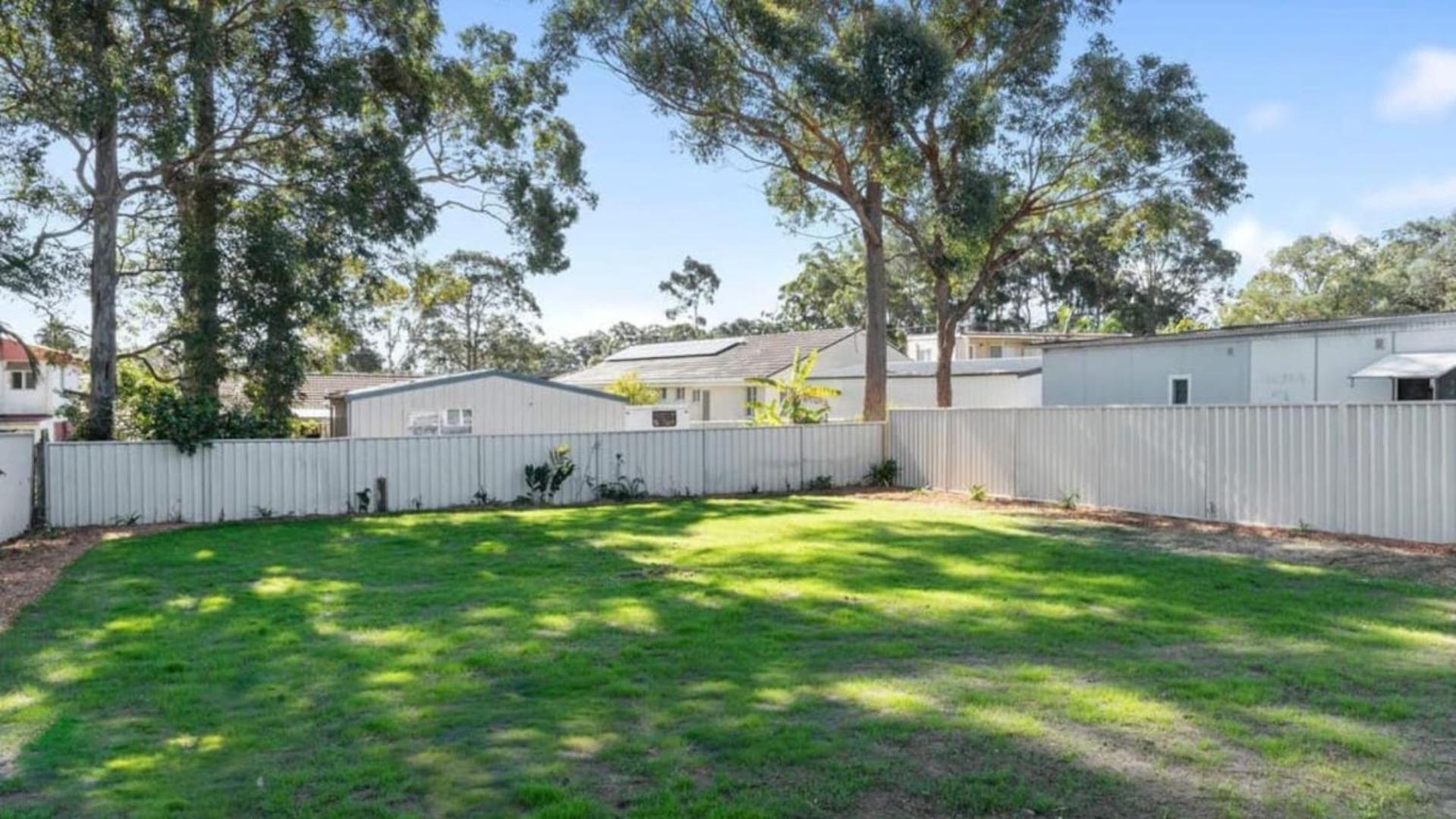 Four-Bedroom House photo 2