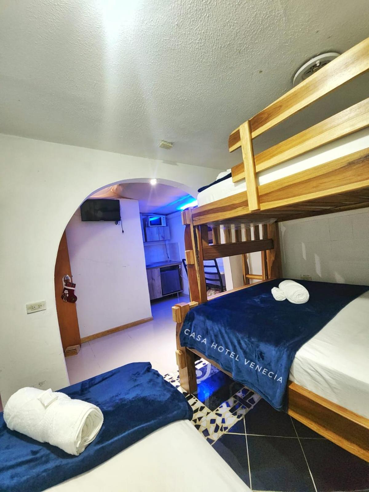Classic Quadruple Room photo 2