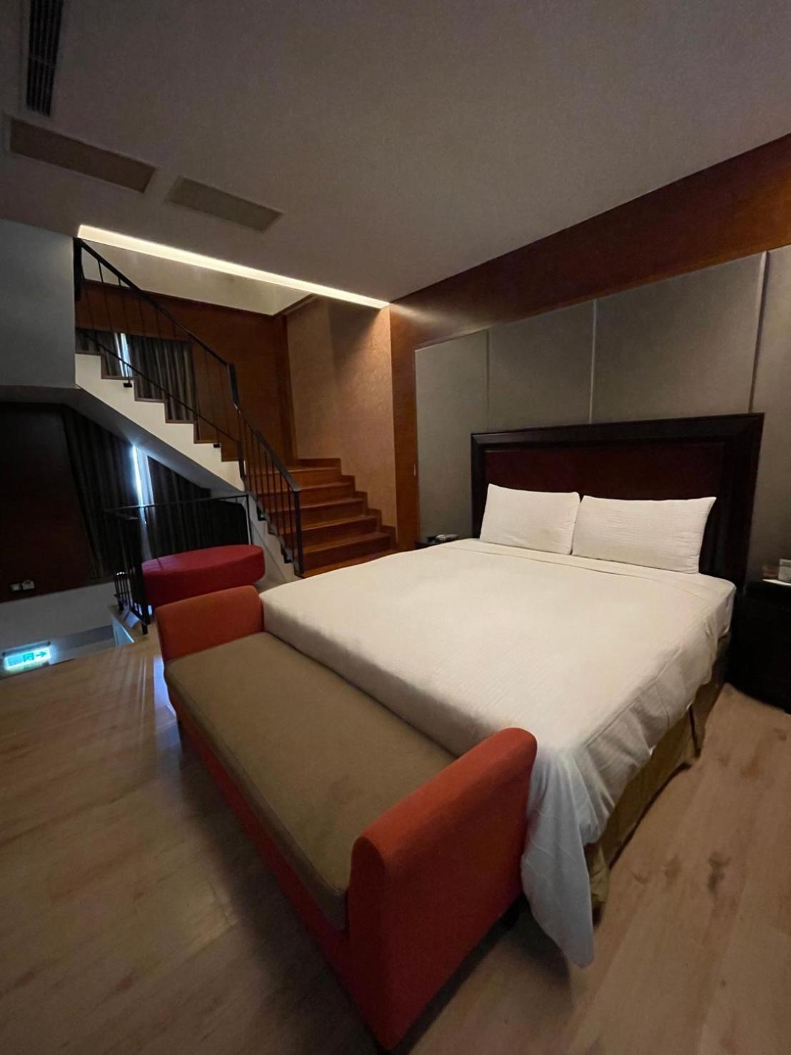 Duplex Quadruple Room