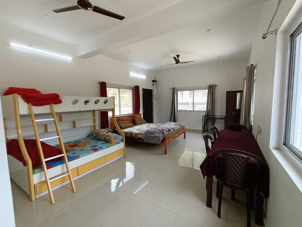 Family Room with Balcony photo 1