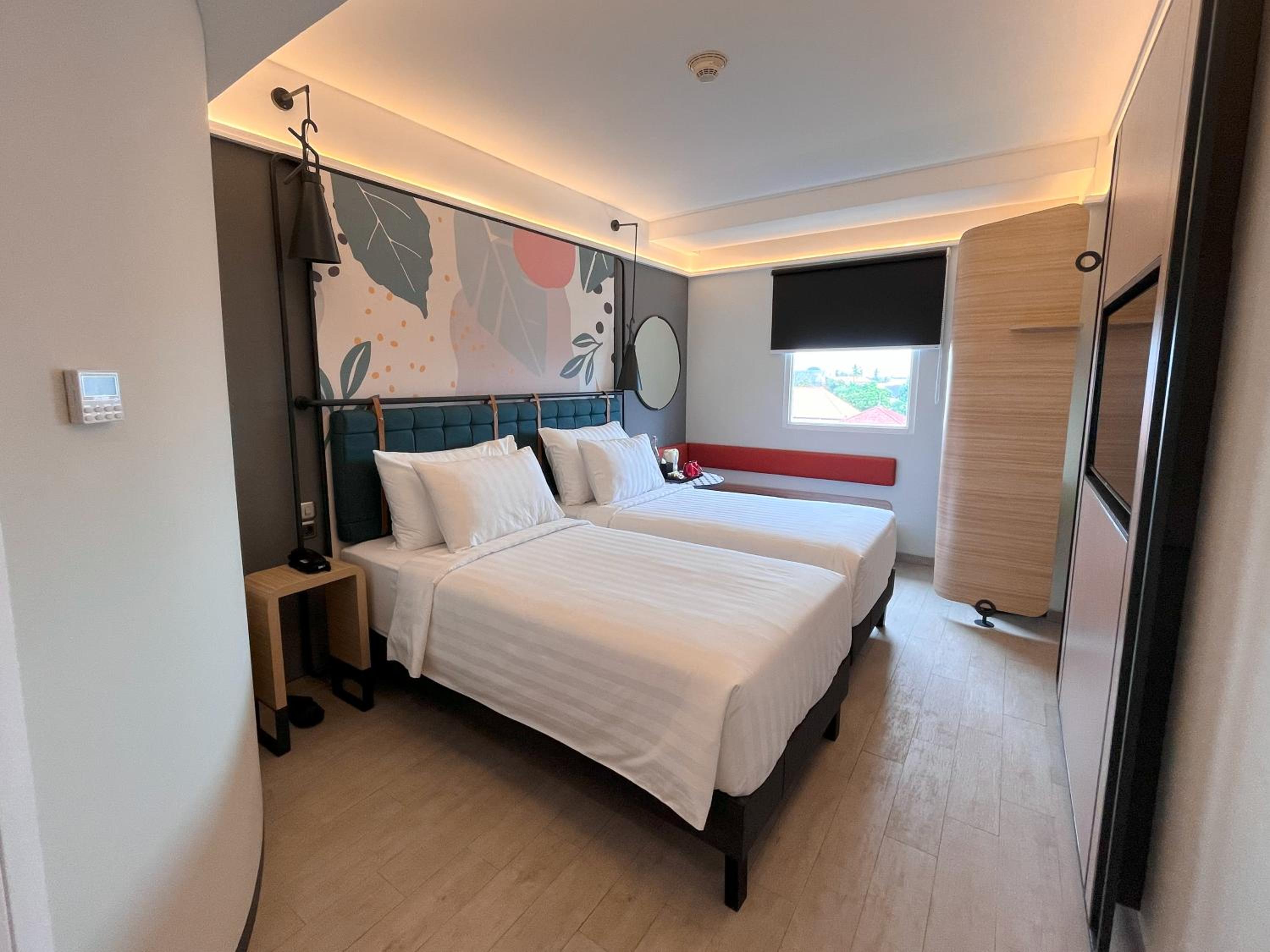 Deluxe Twin Room - Photo 2