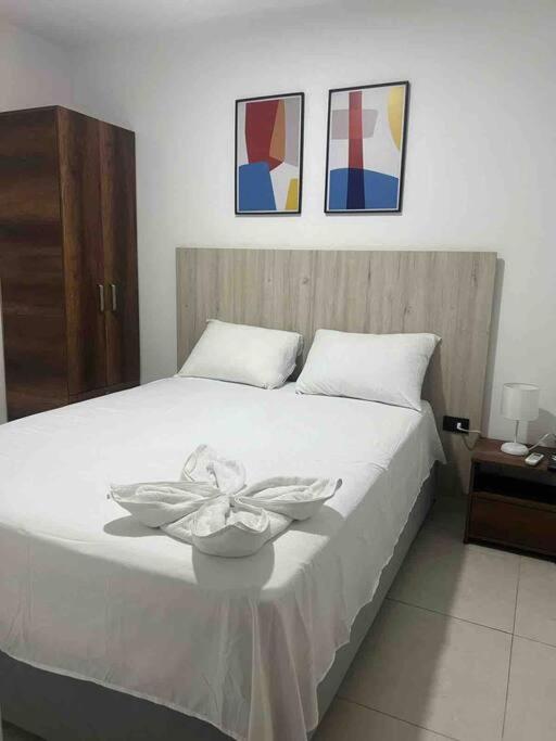 Three-Bedroom Apartment photo 1