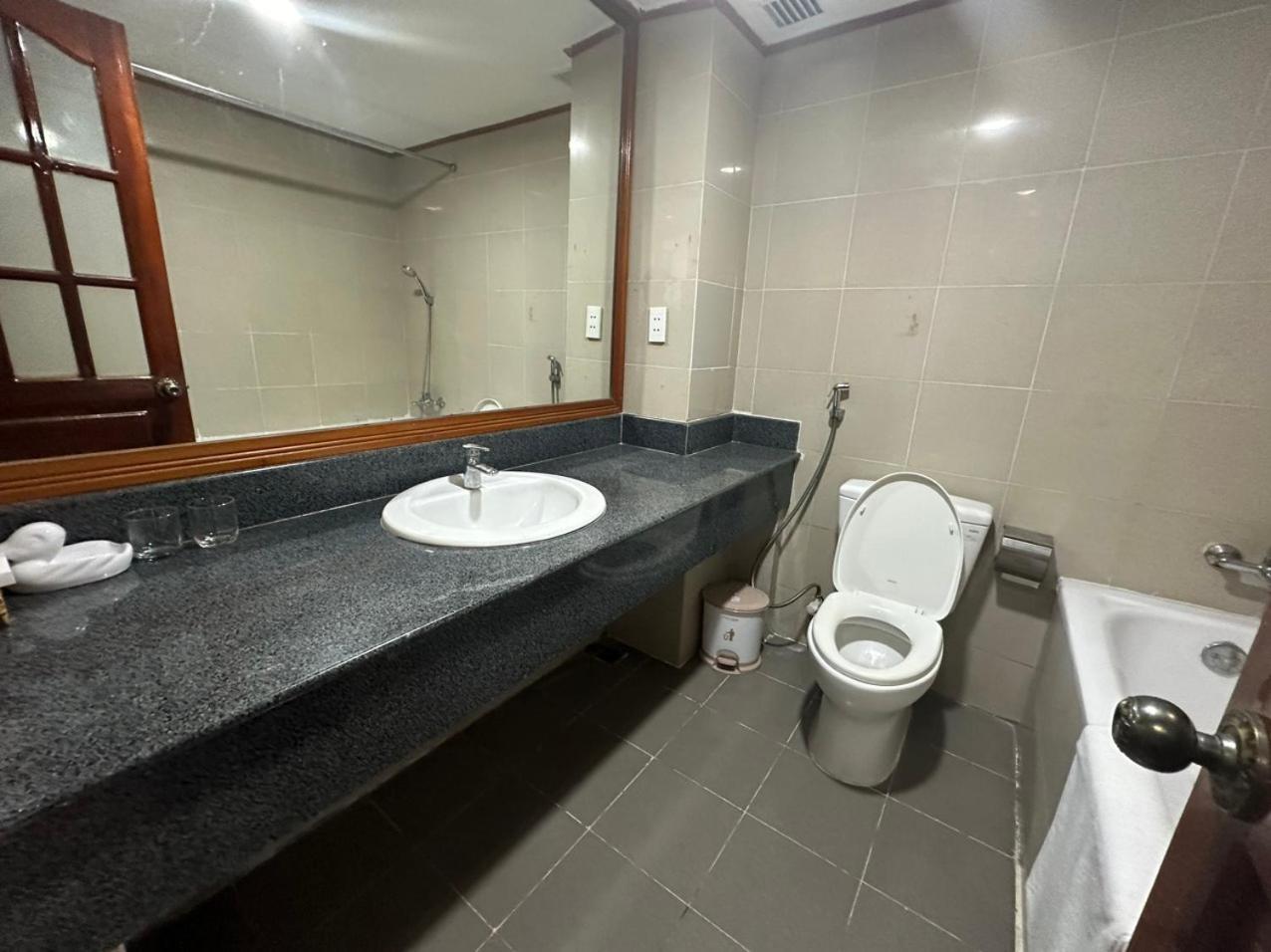 Deluxe Double Or Twin Room photo 2