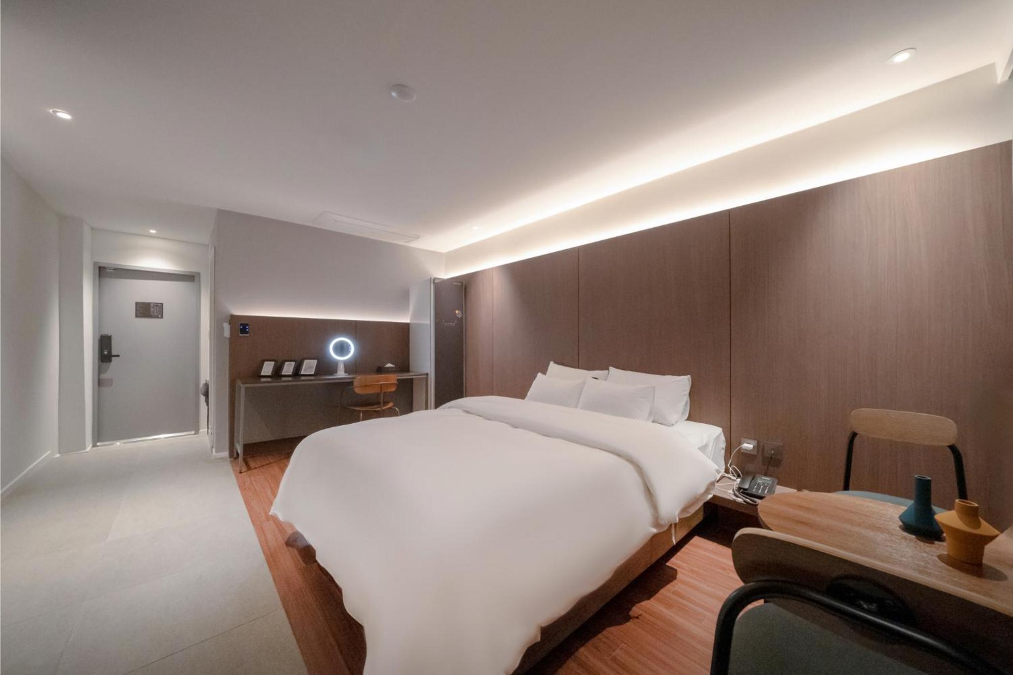 Deluxe Double Room - Photo 1