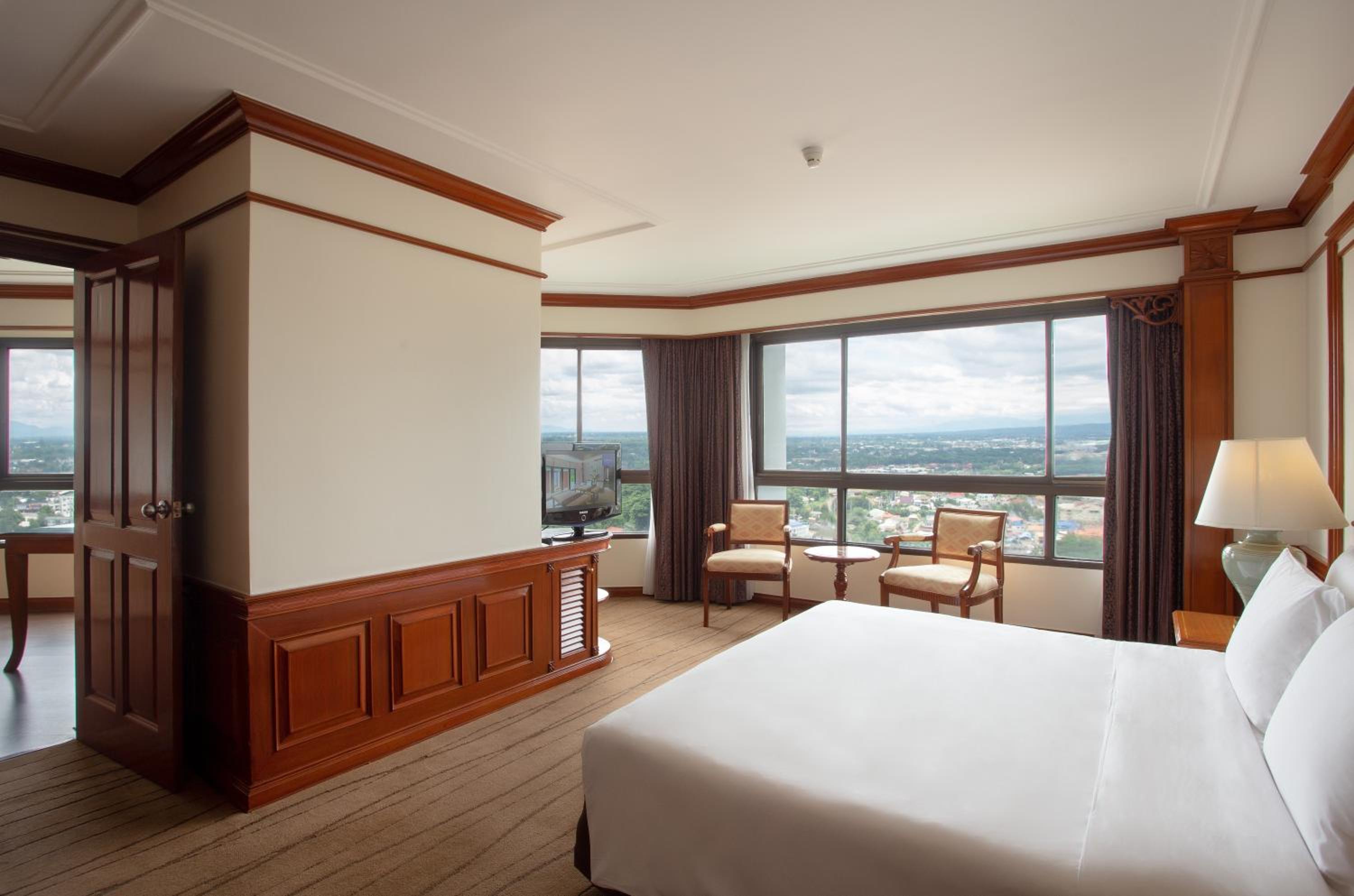 Grand Suite River View King