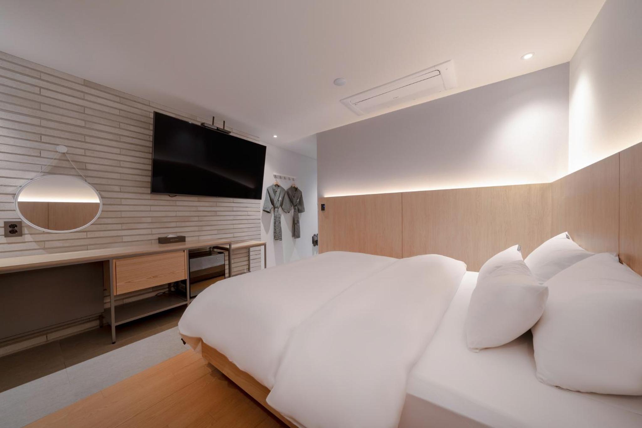Superior Double Room - Photo 7