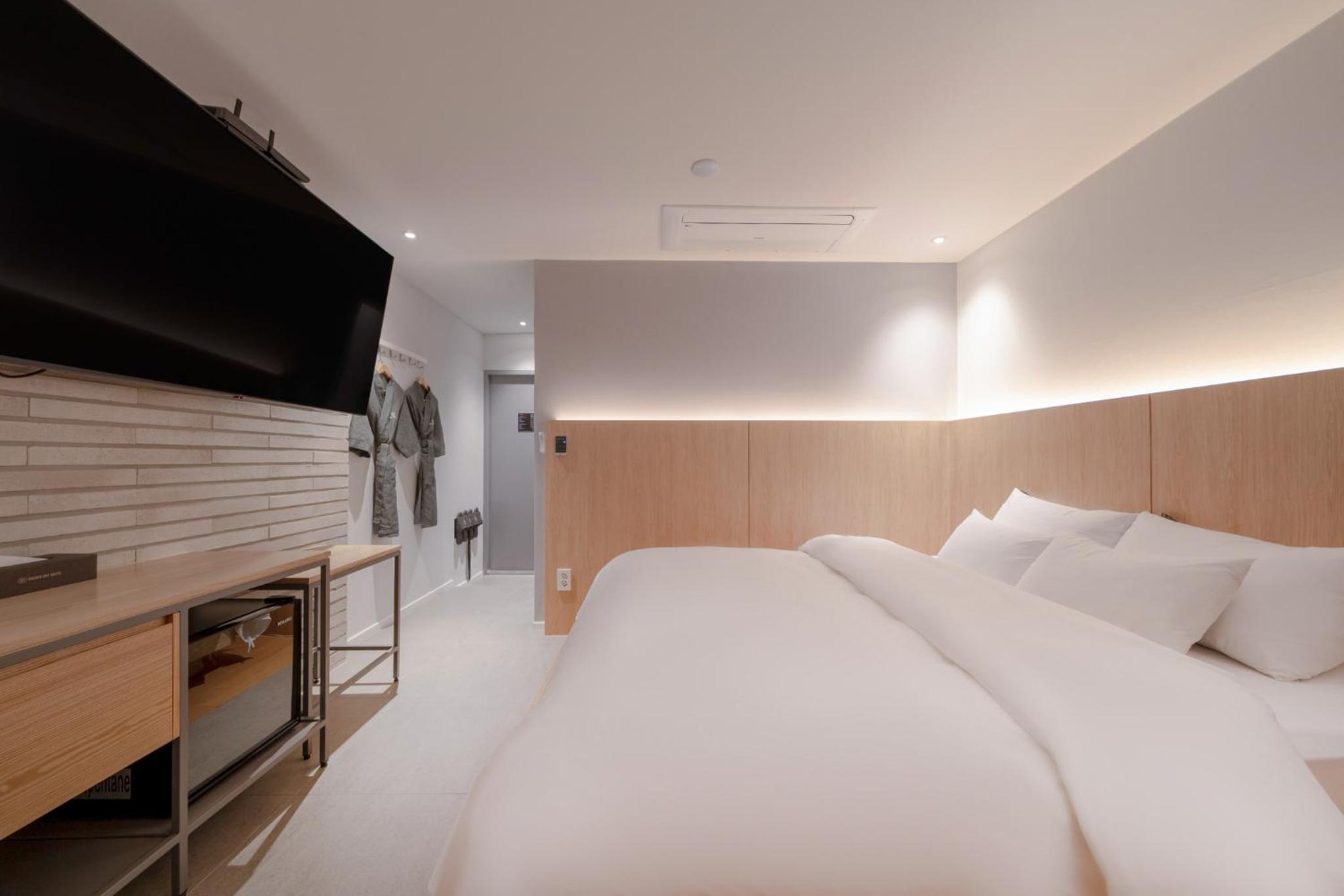 Superior Double Room - Photo 10