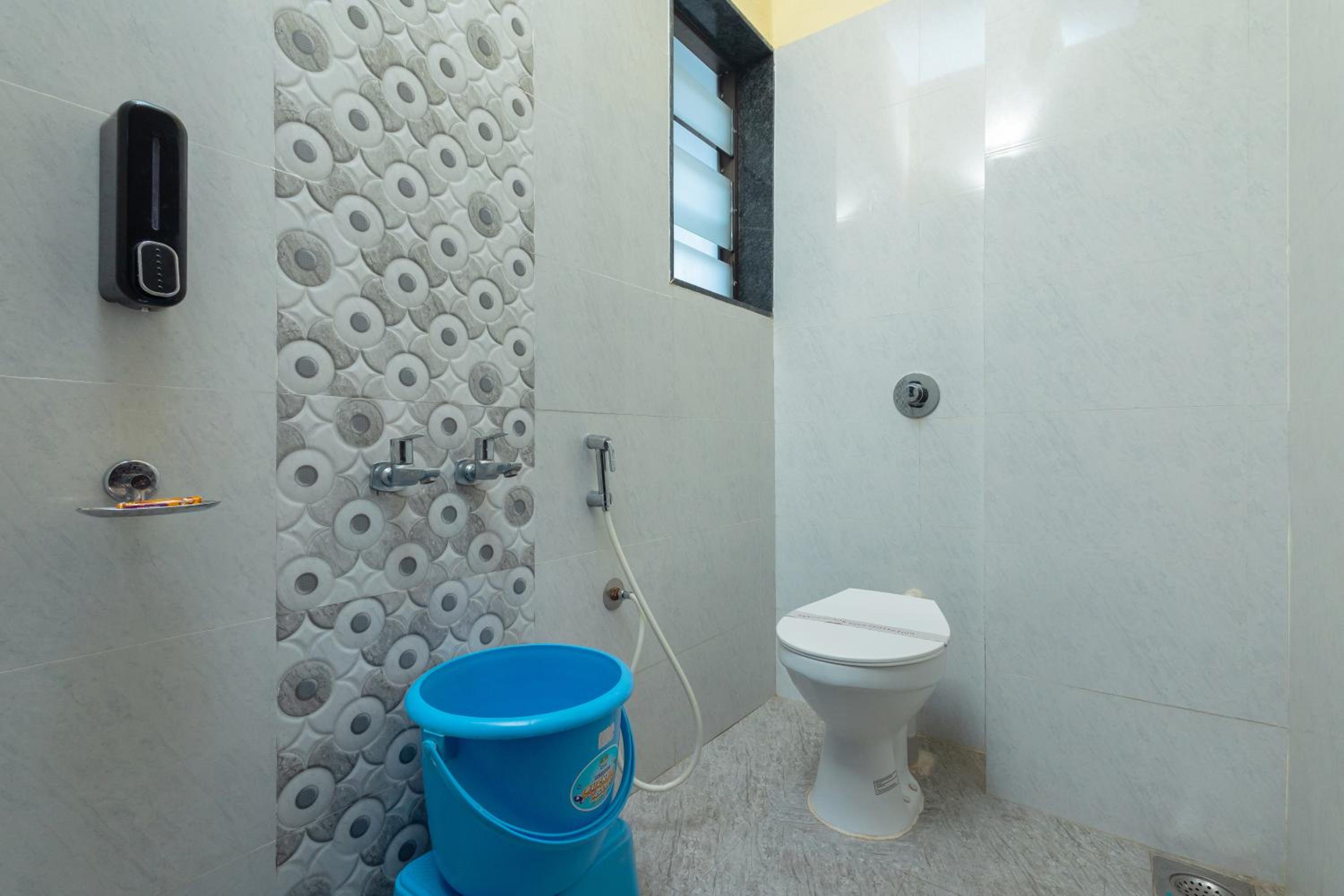 Double Room - Photo 10