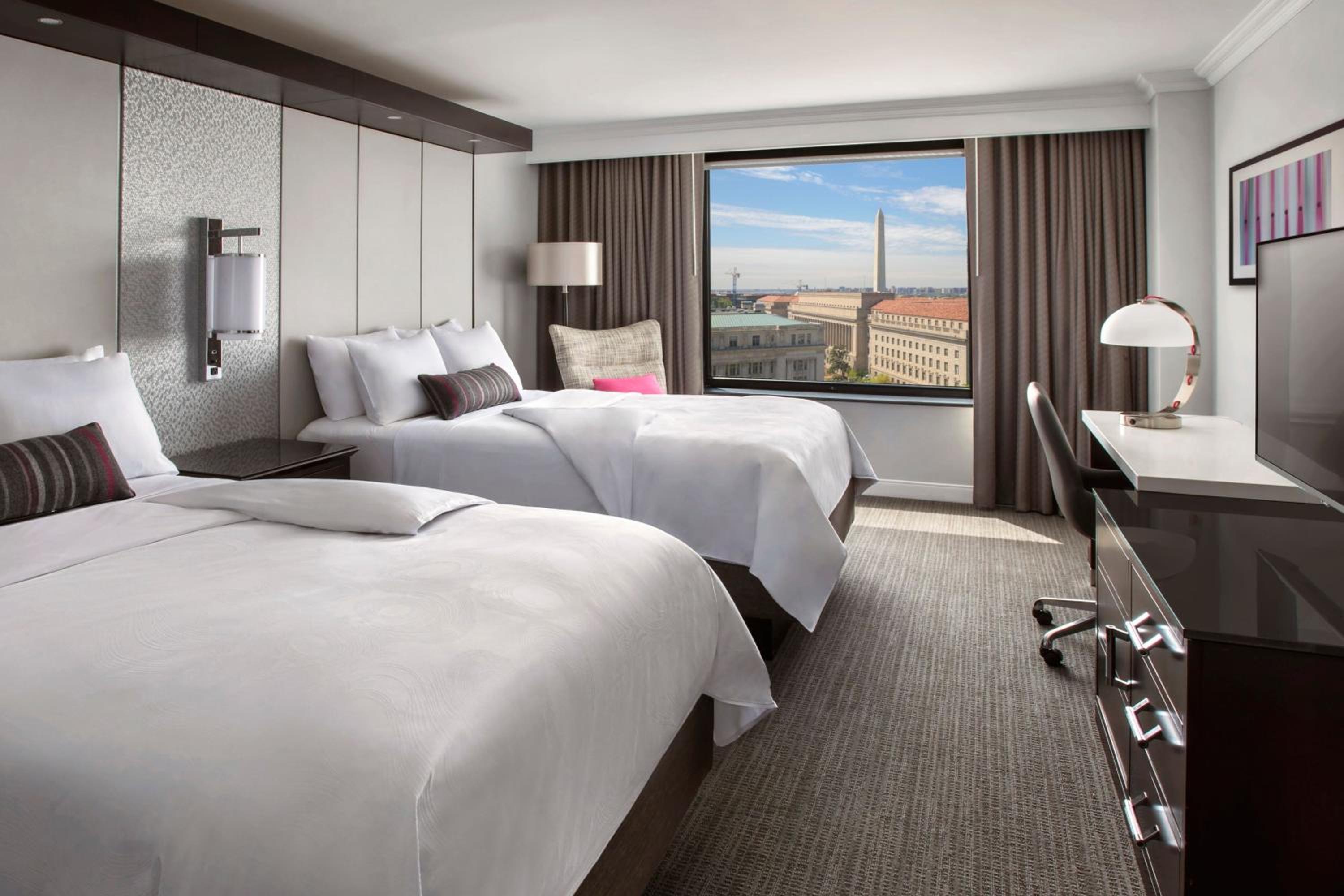 JW Premium Room, Larger Guest room, 2 Double photo 2
