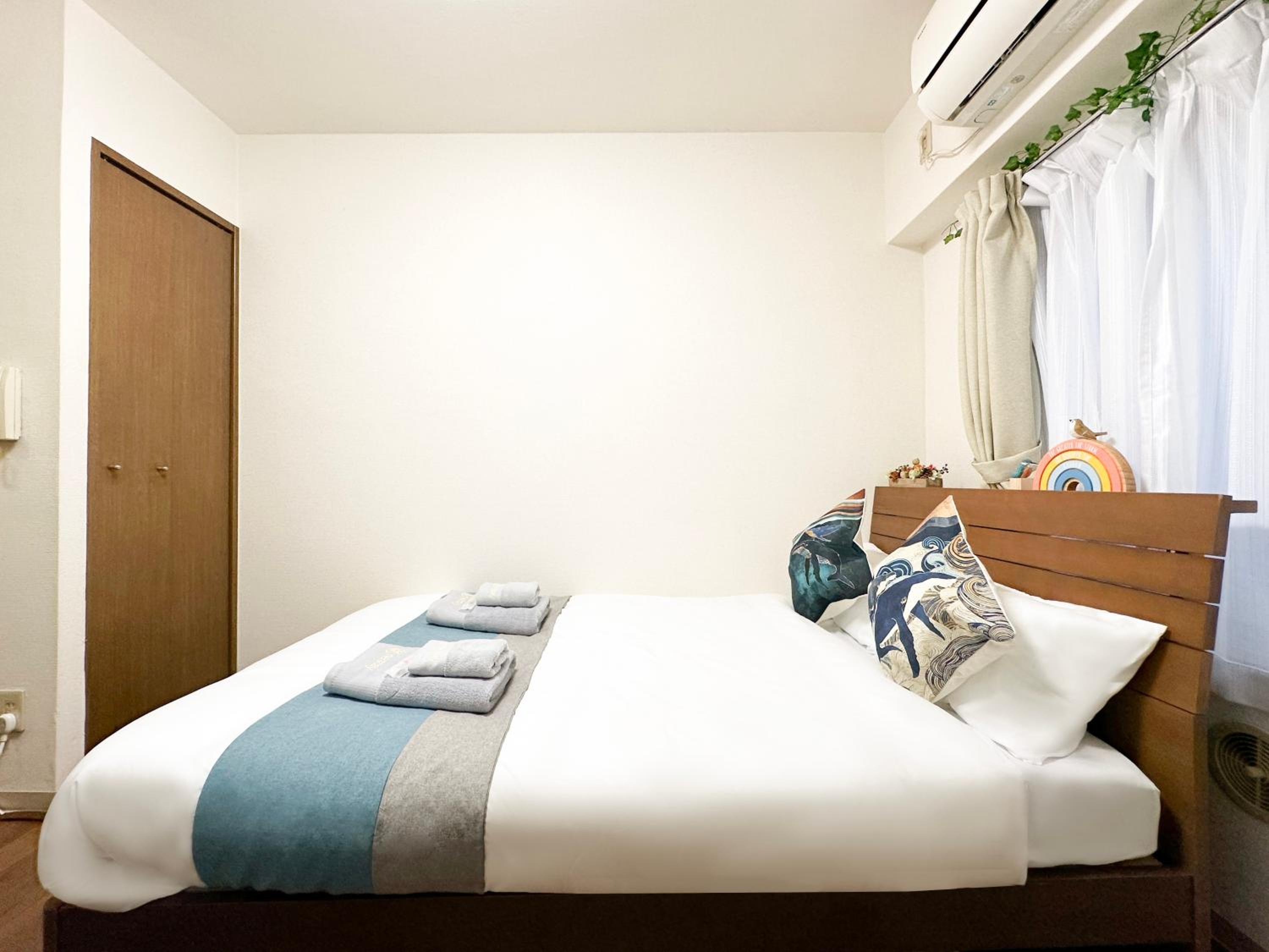 One-Bedroom Apartment thumbnail 5
