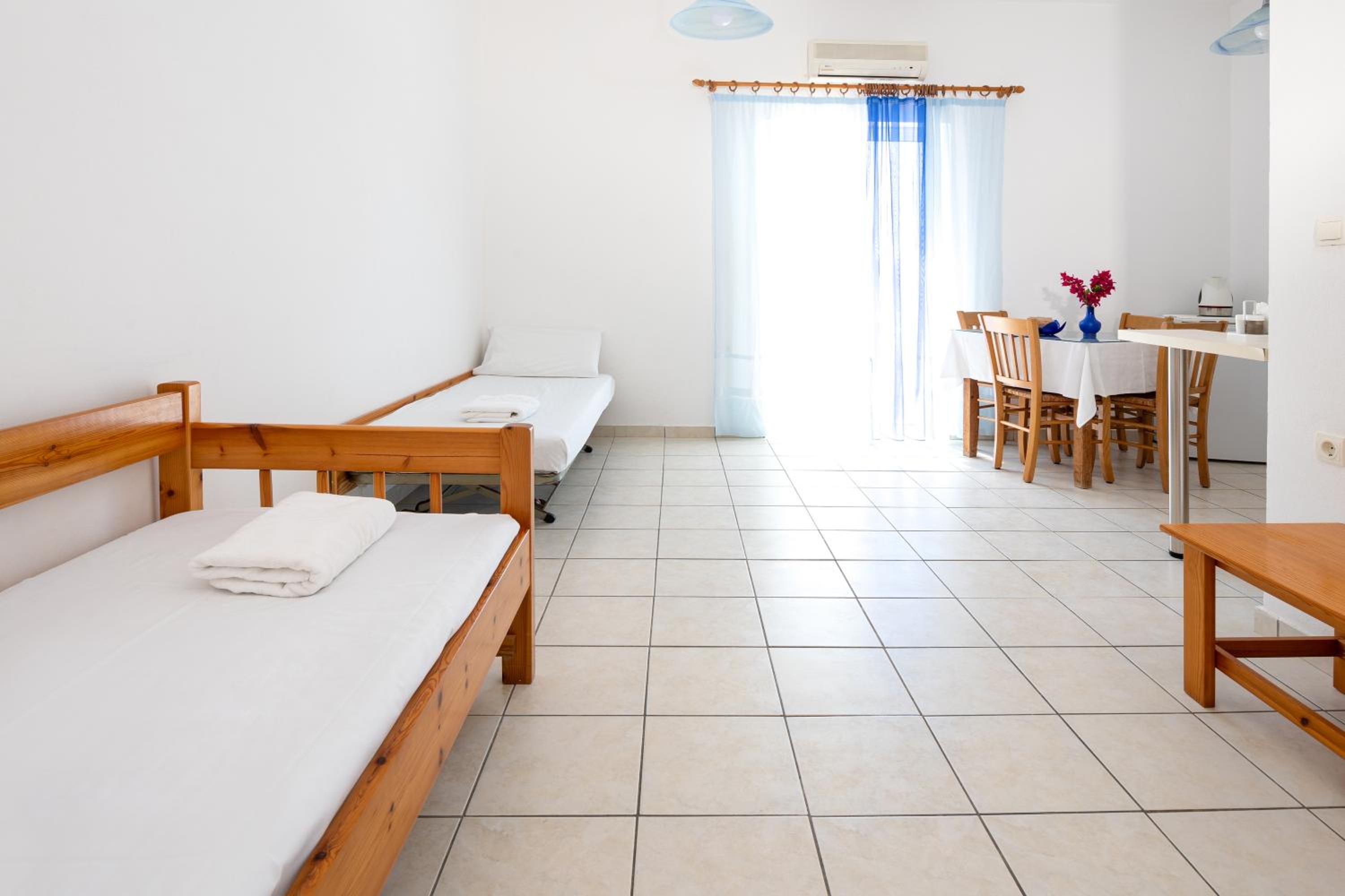 One Bedroom Apartment With Balcony photo 2
