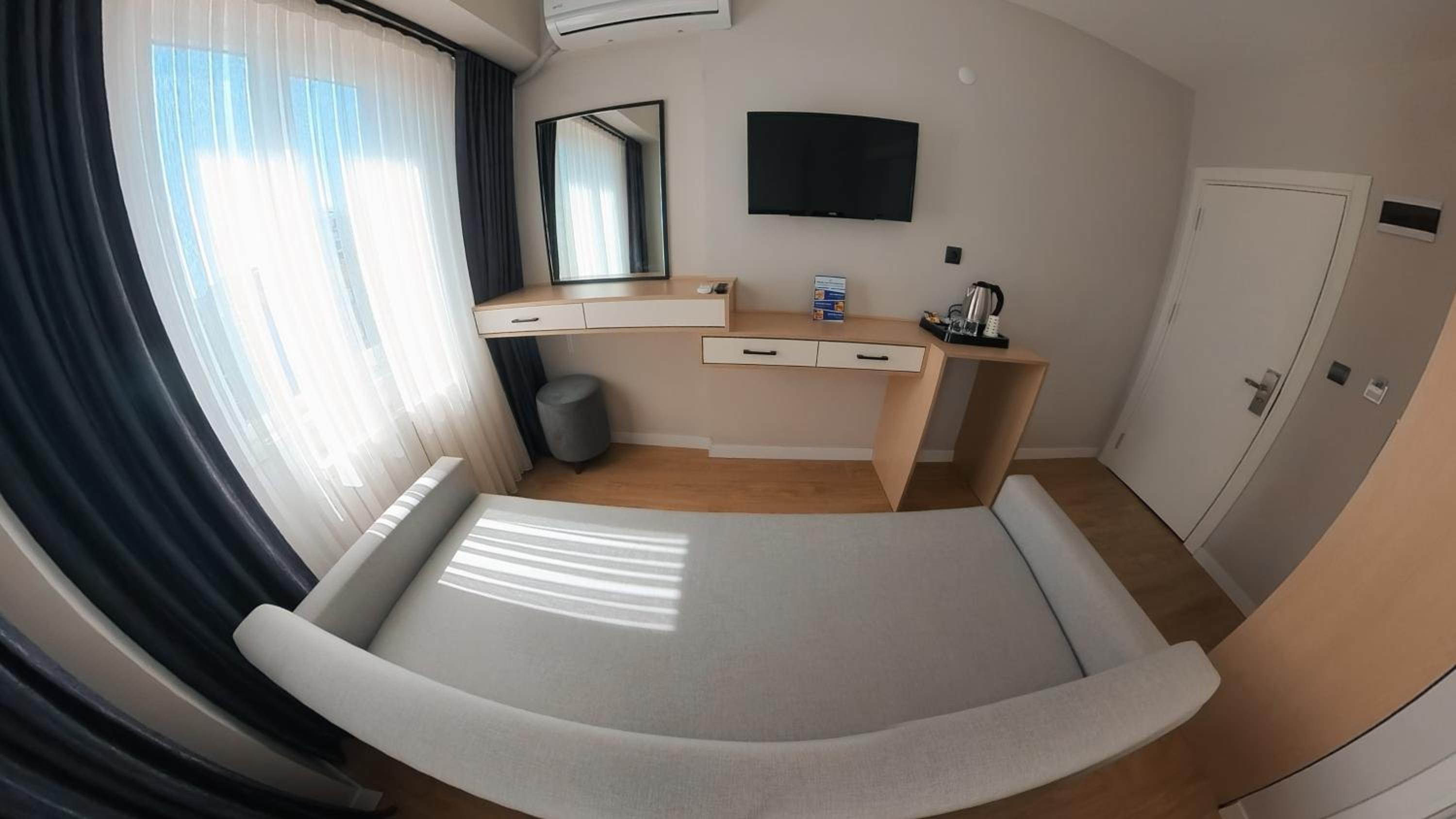 Double Room - Photo 3