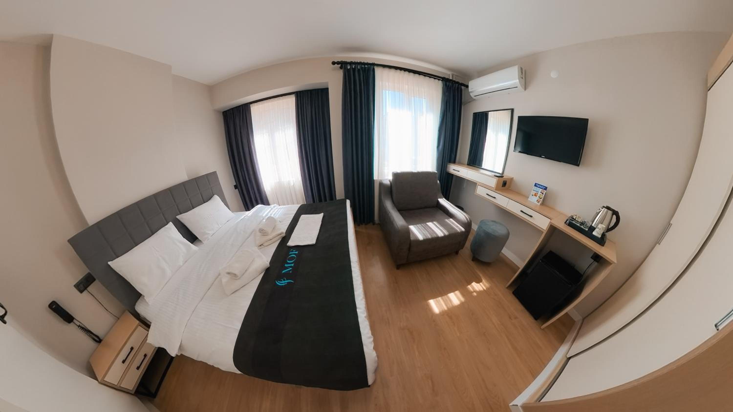 Double Room - Photo 4