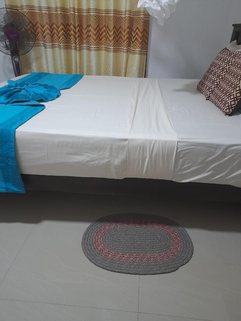 Budget Double Room photo 3