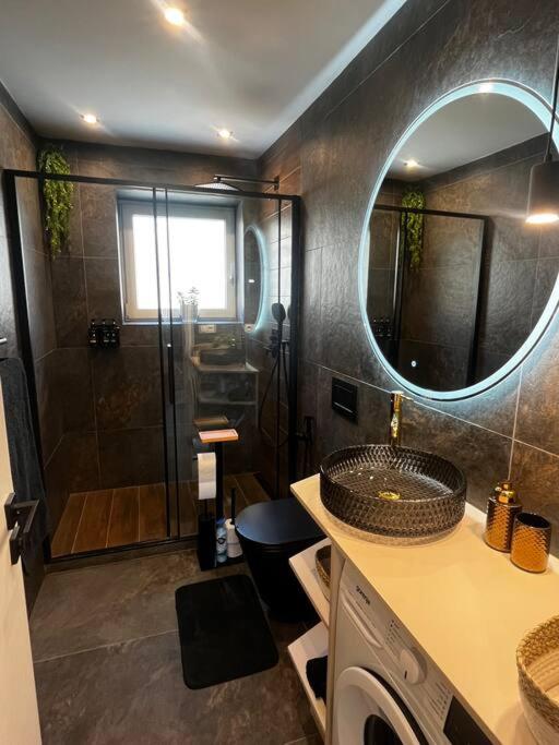 Two-Bedroom Apartment photo 2