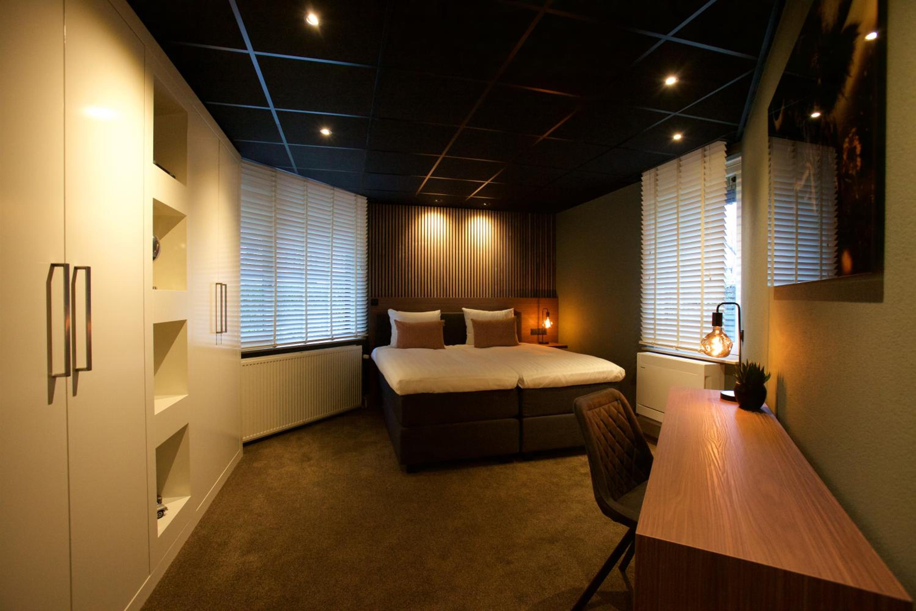 Two-Bedroom Suite photo 2