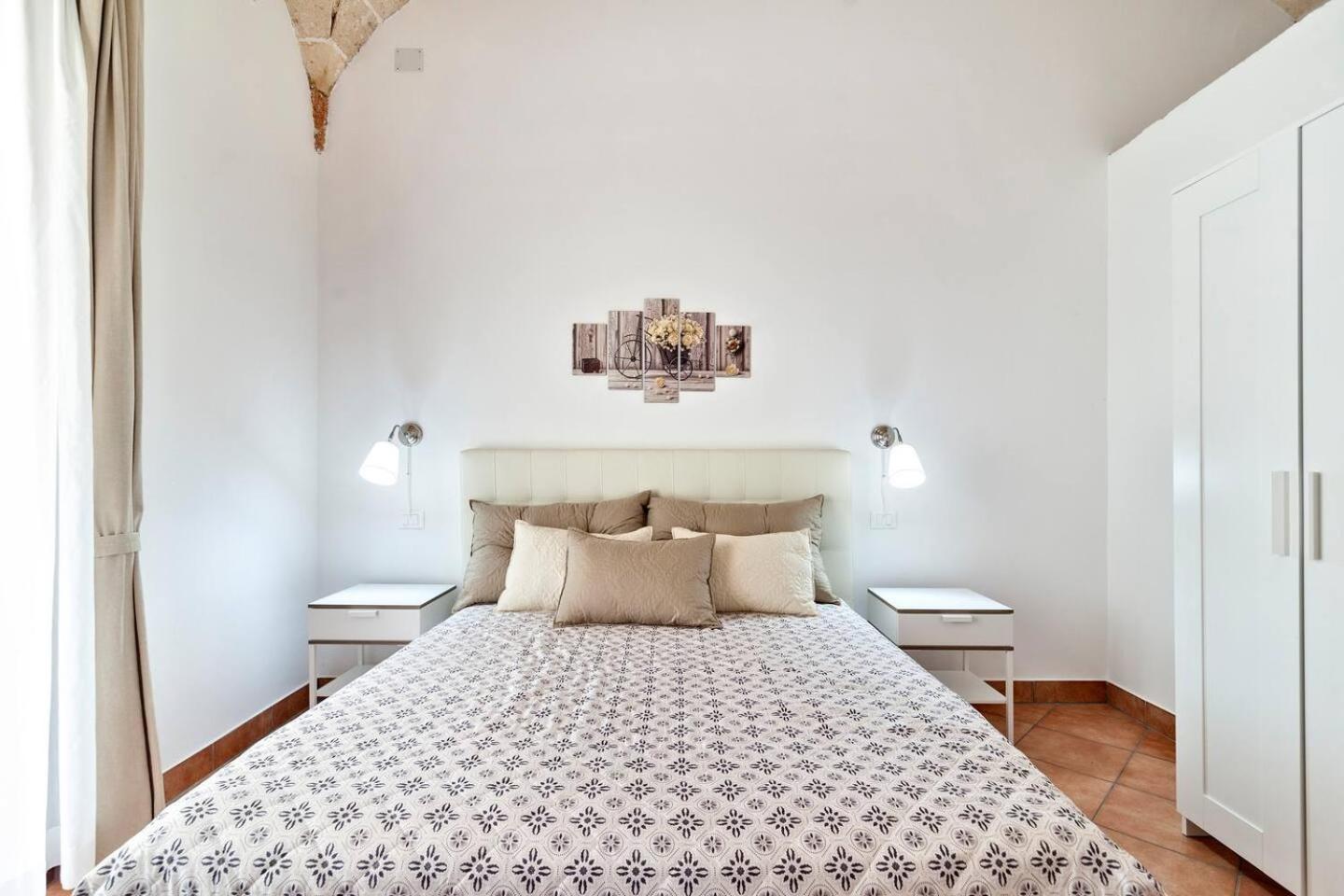 King Room with Pool View photo 2