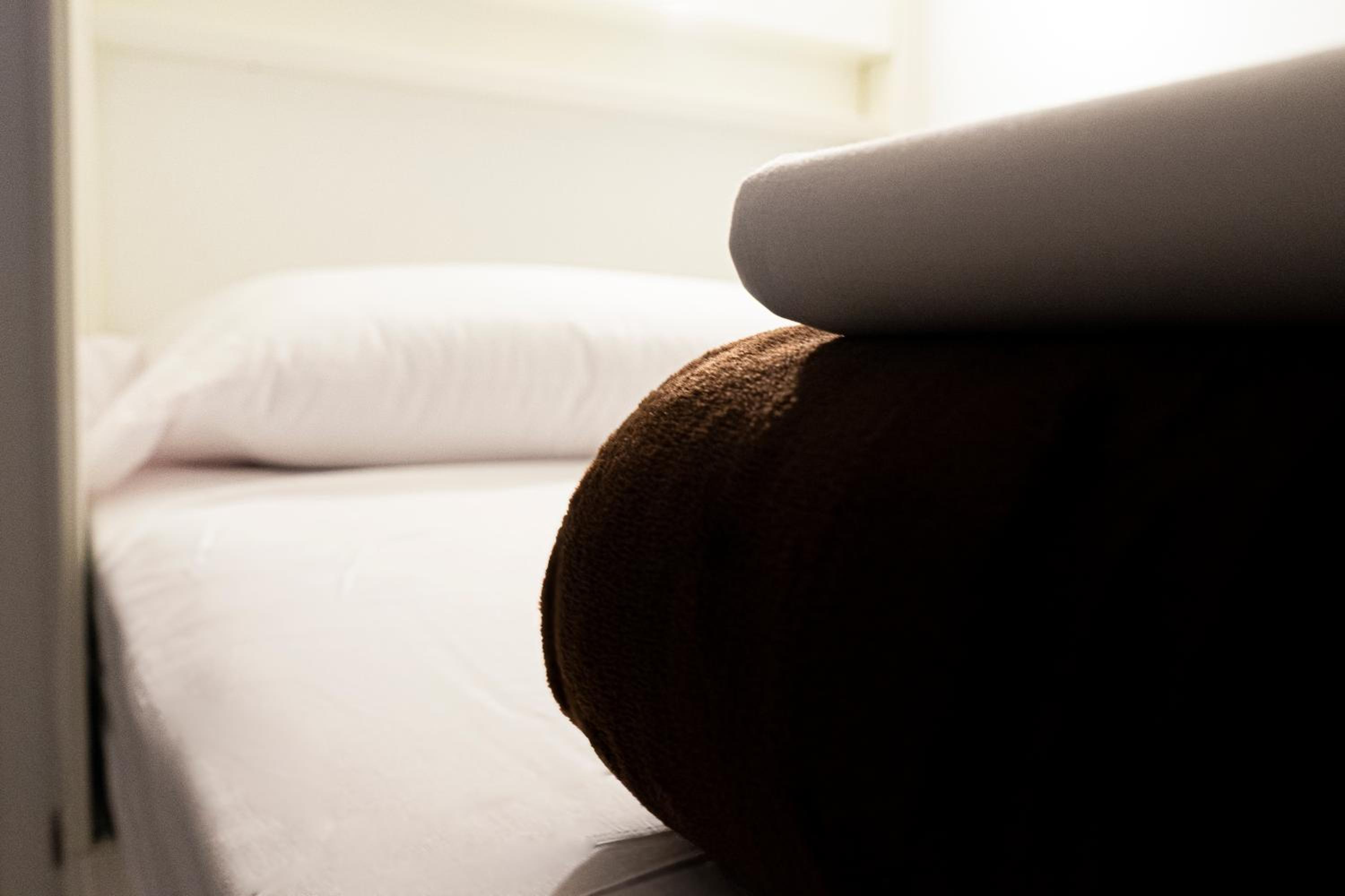 Bed in 10-Bed Female Dormitory Room photo 3