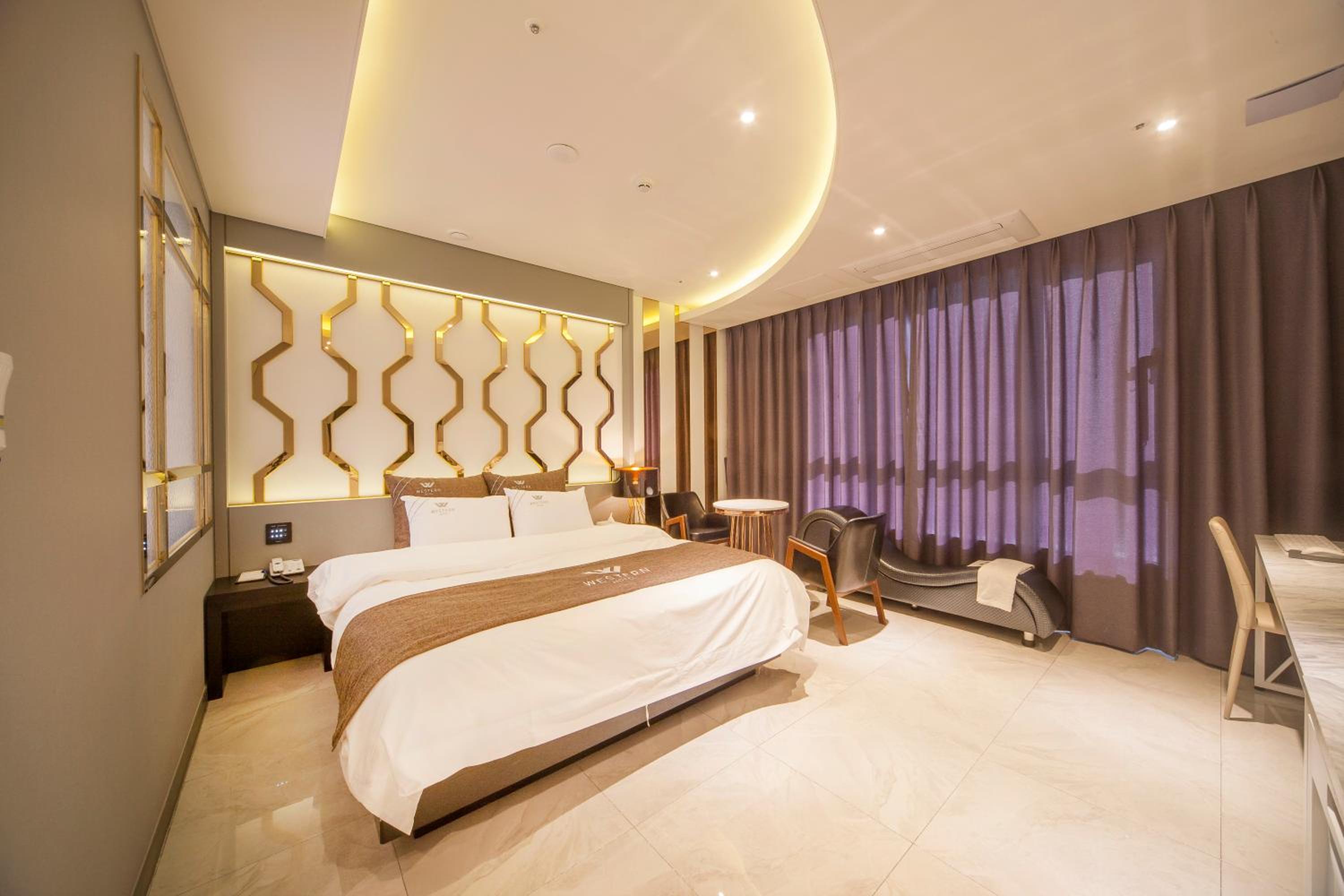 Standard Double Room - Photo 1