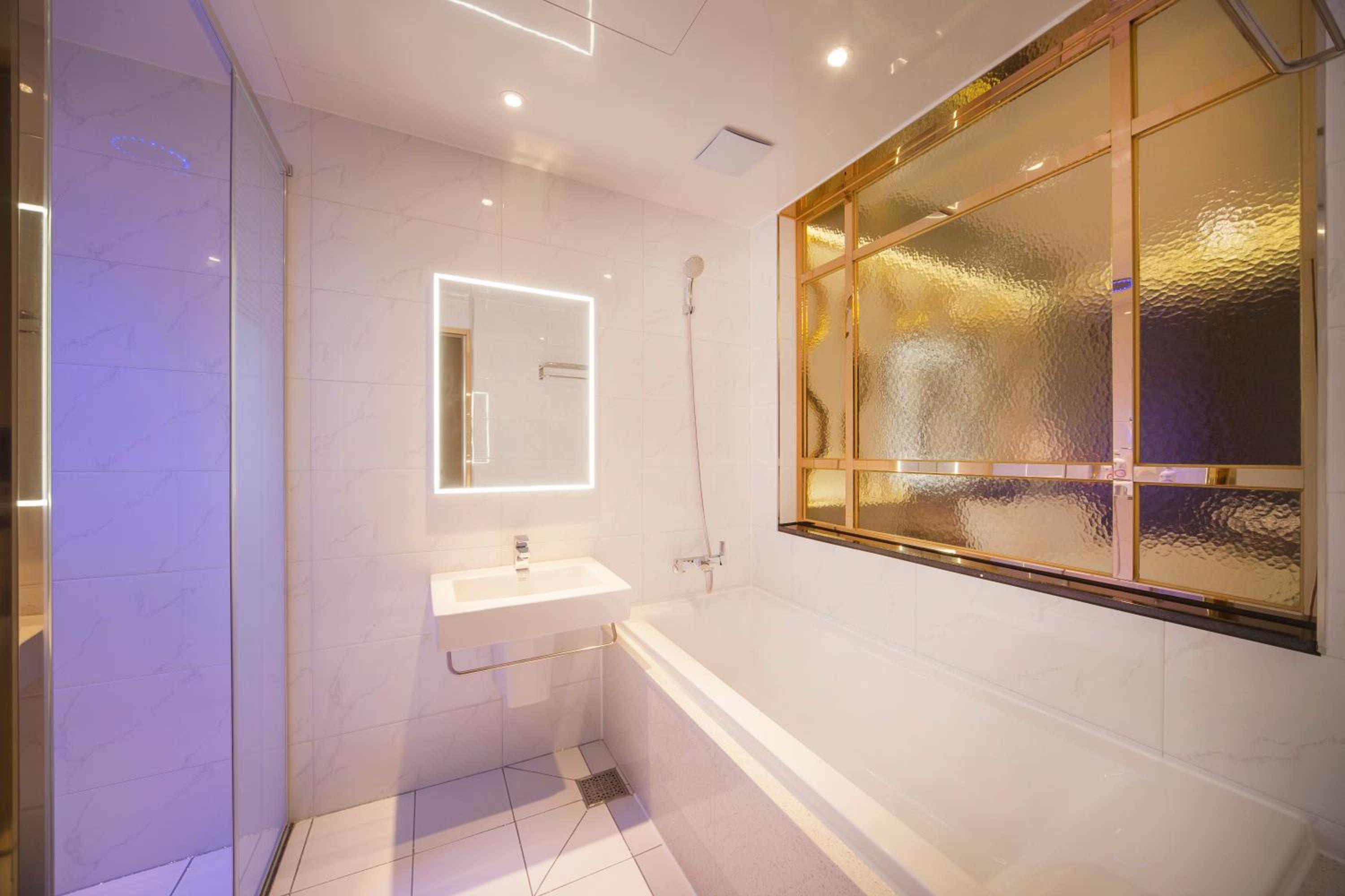 Standard Double Room - Photo 3