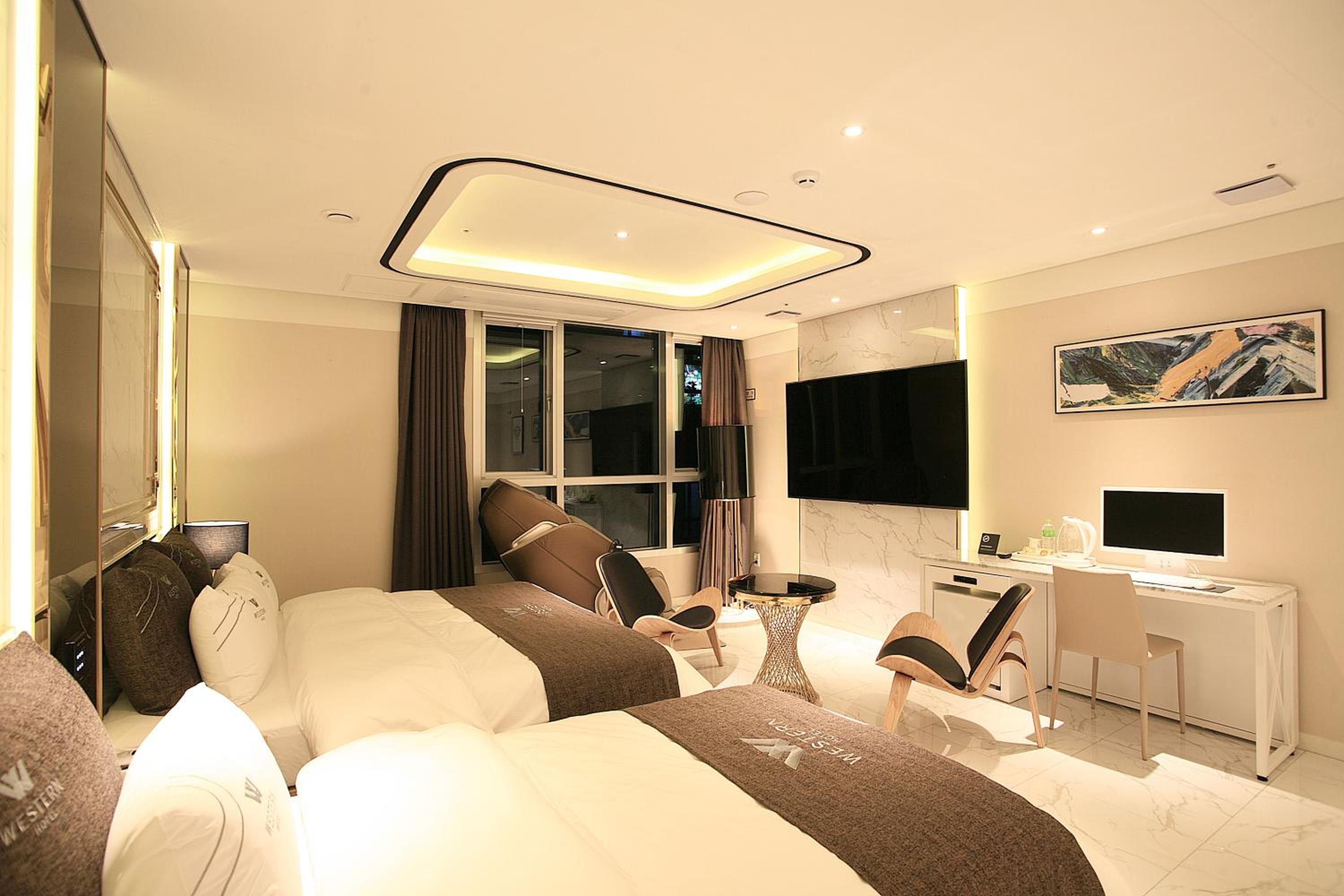 Superior Twin Room - Photo 3