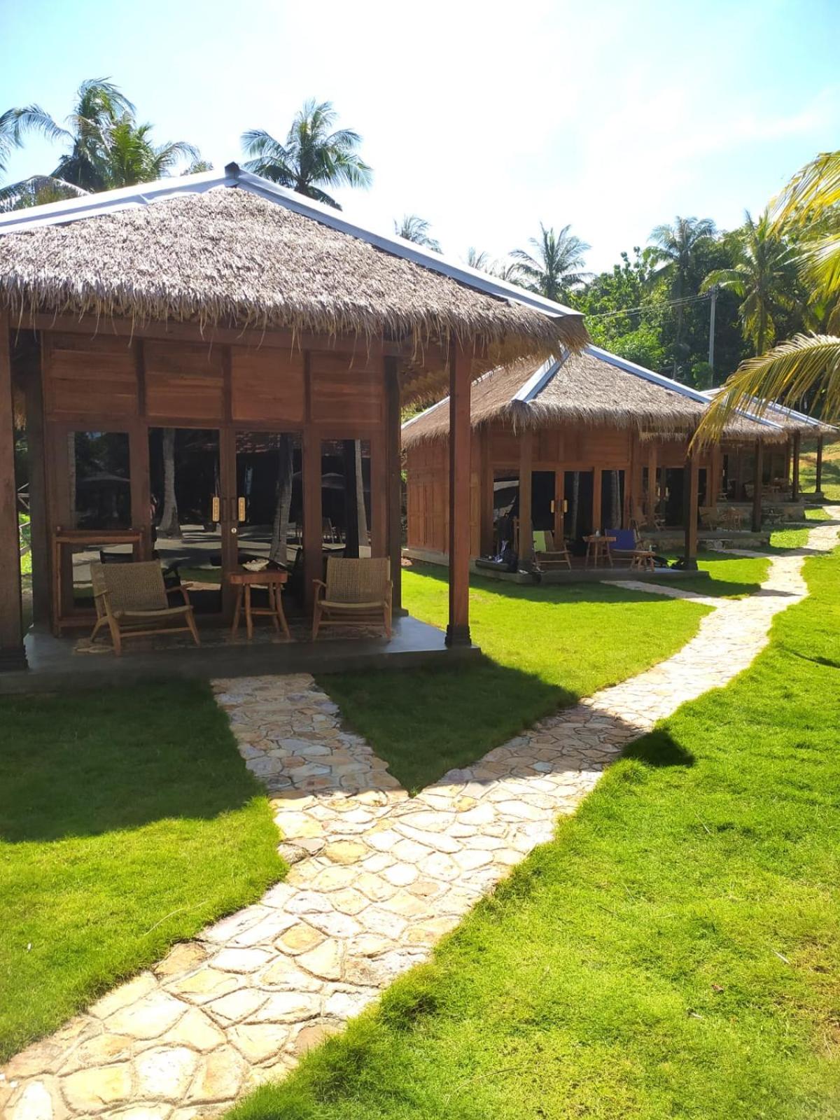 Deluxe Bungalow With Sea View photo 2