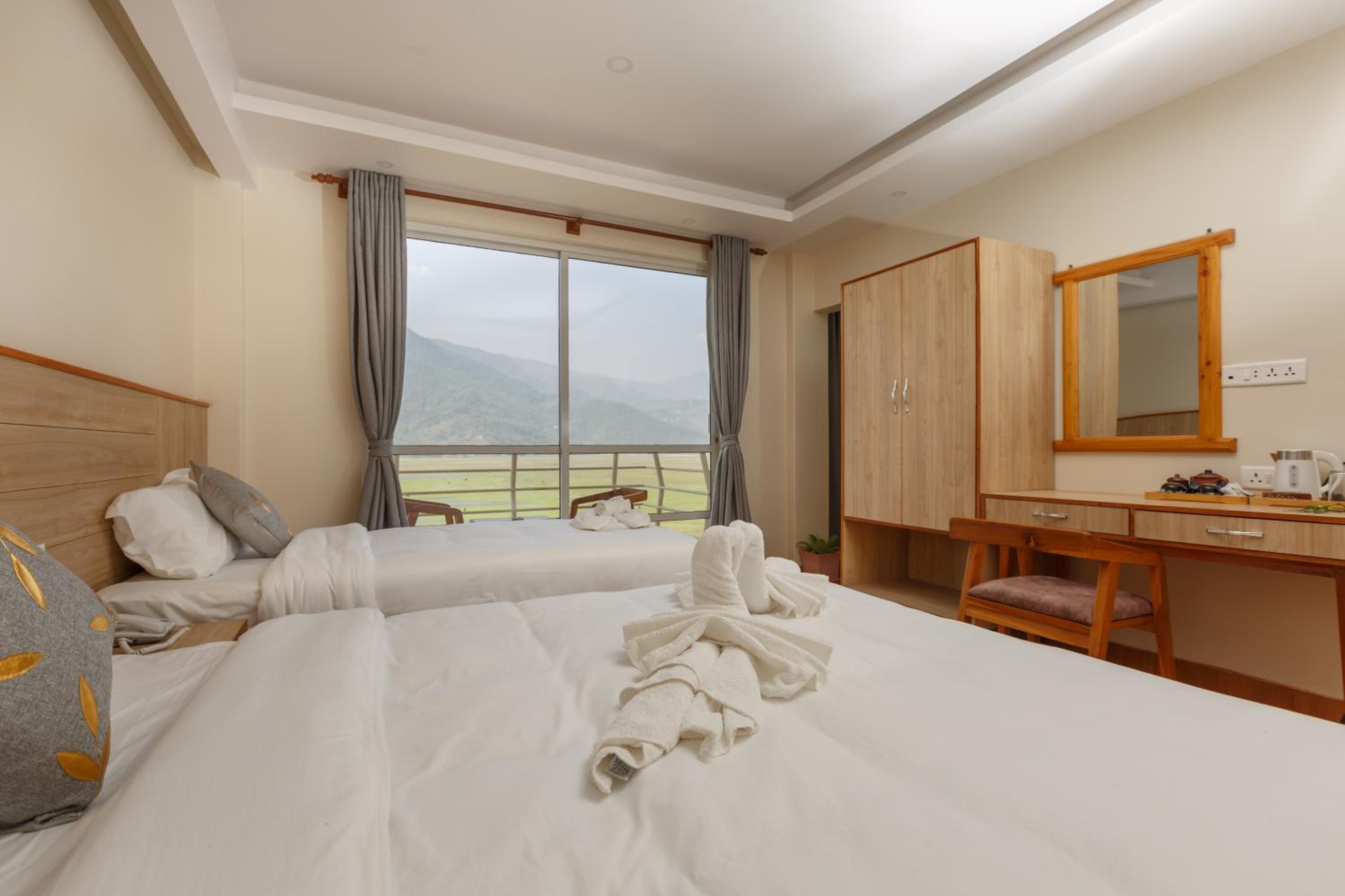 Double Room with Lake View