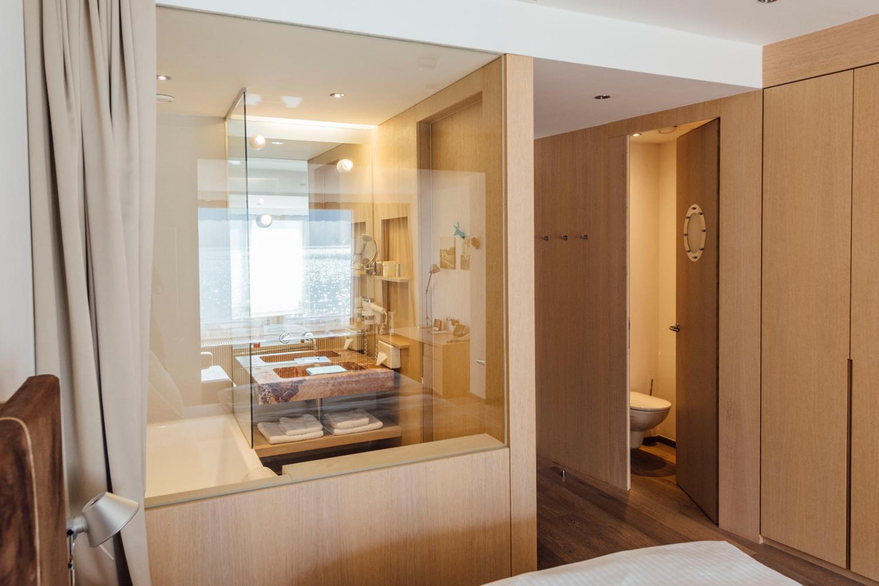 Comfort Double Room with Lake View