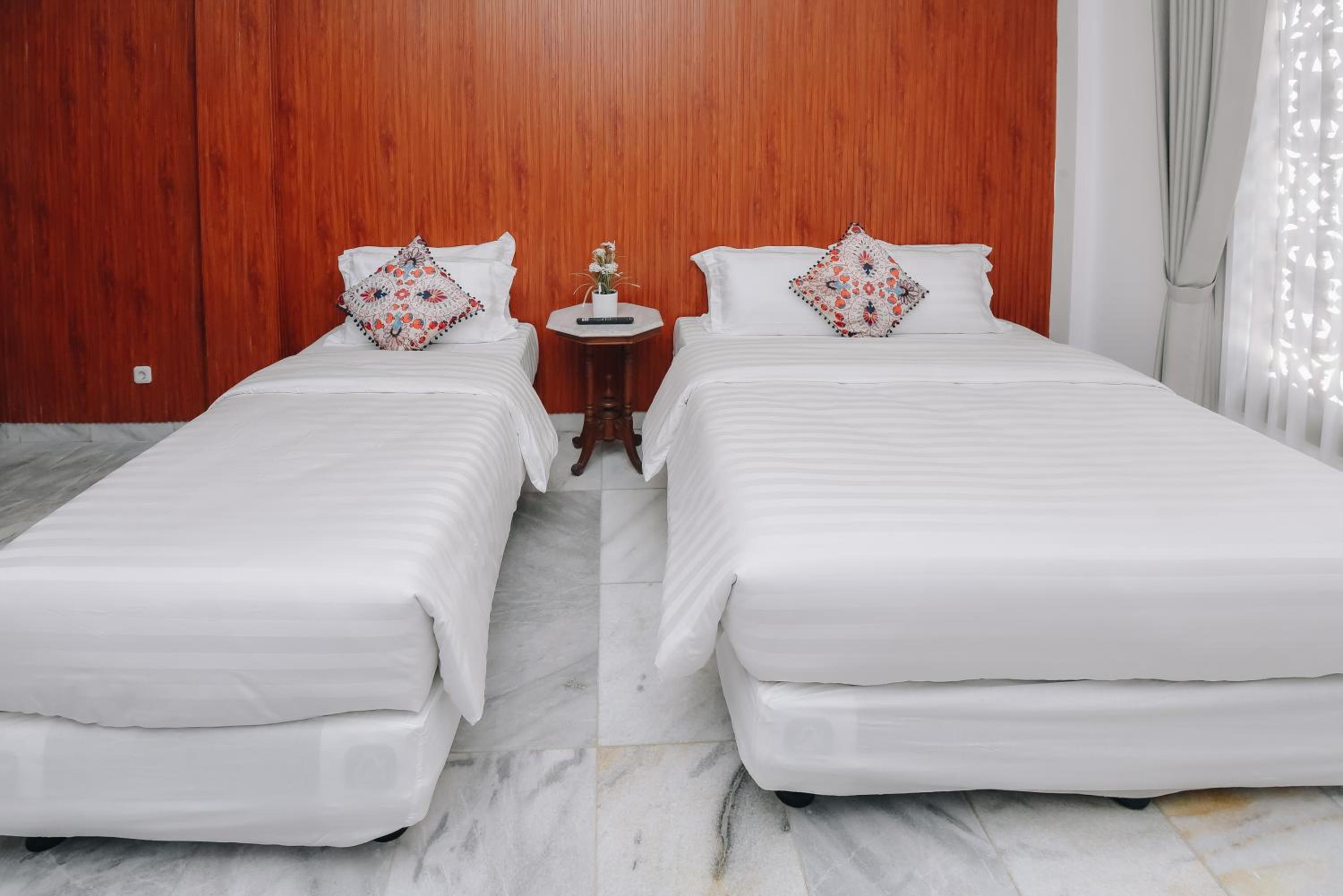 Triple Room with Private Bathroom
