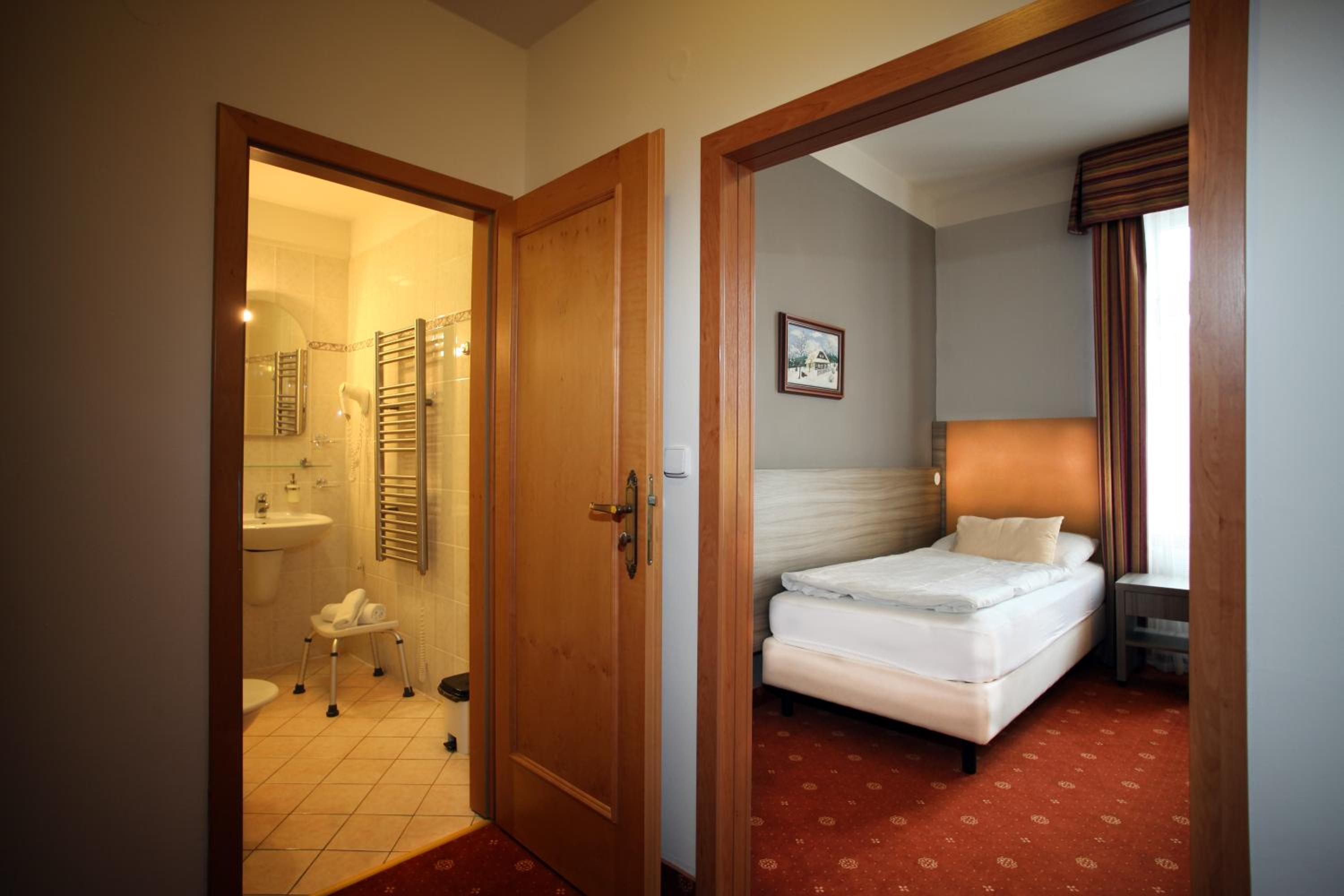 Single Room photo 1