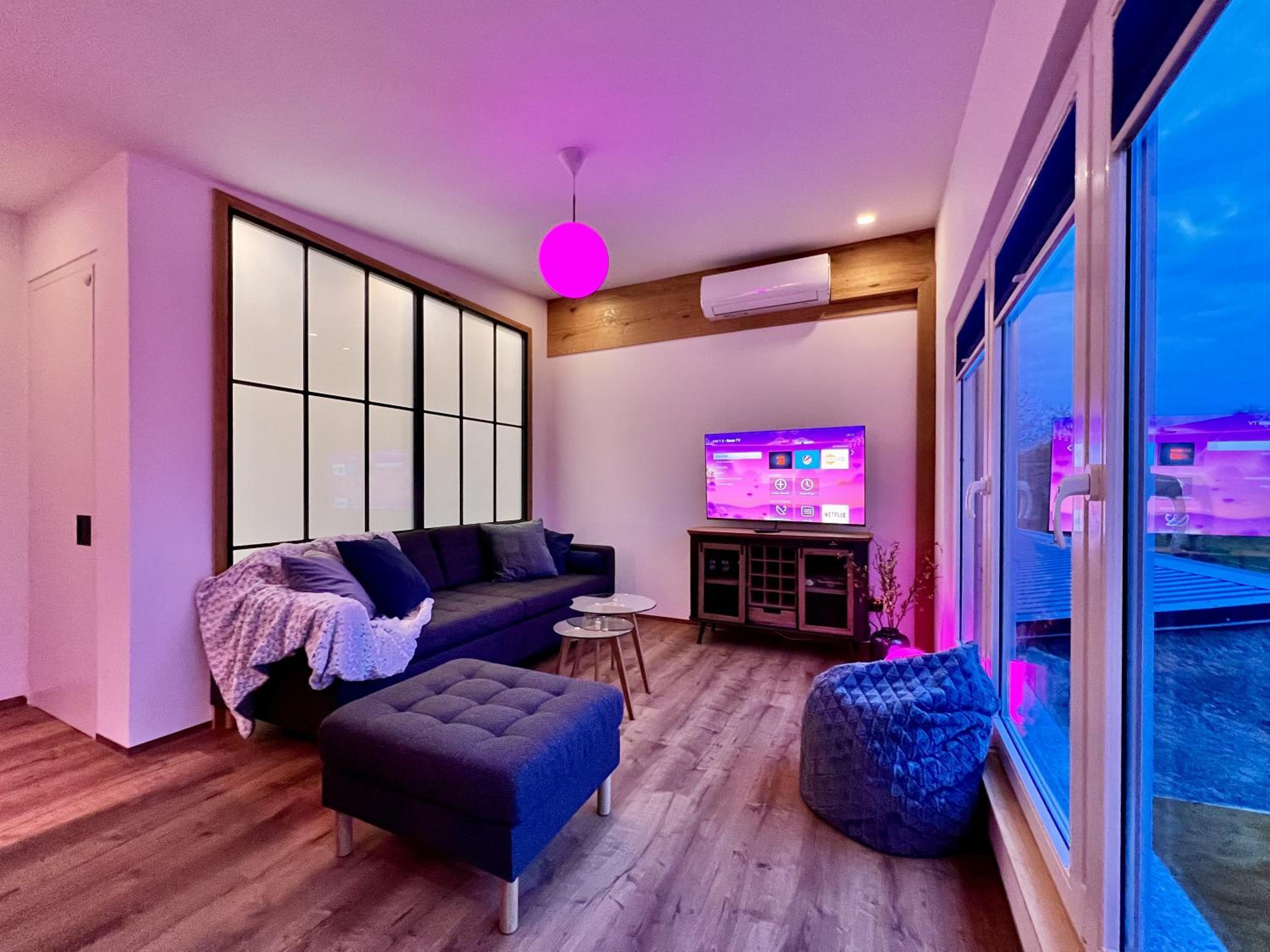 One-Bedroom Apartment with Garden View photo 3