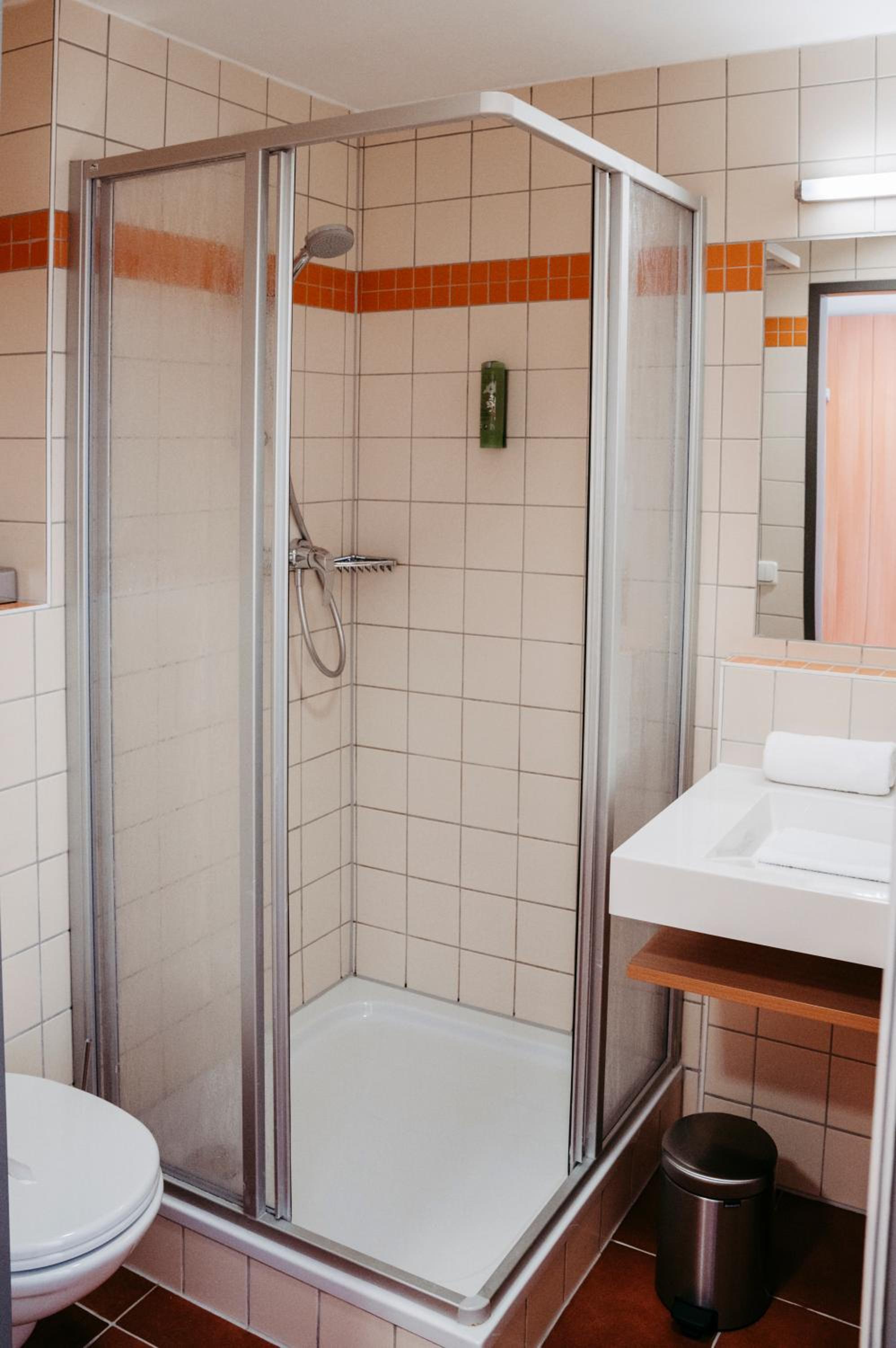 Double Room - Photo 6