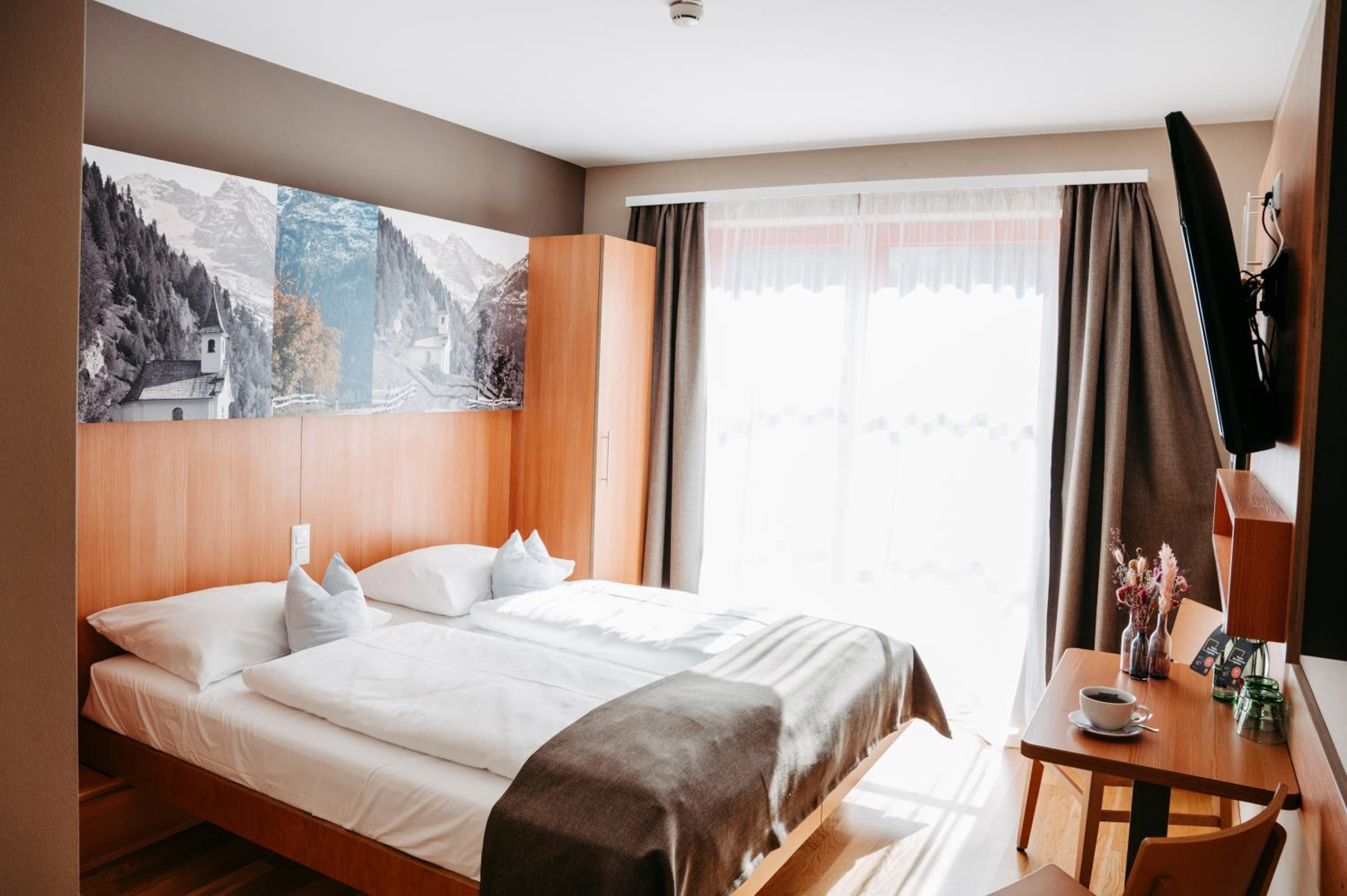 Double Room - Photo 3