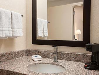 King Room - Disability Access - Non-Smoking photo 3